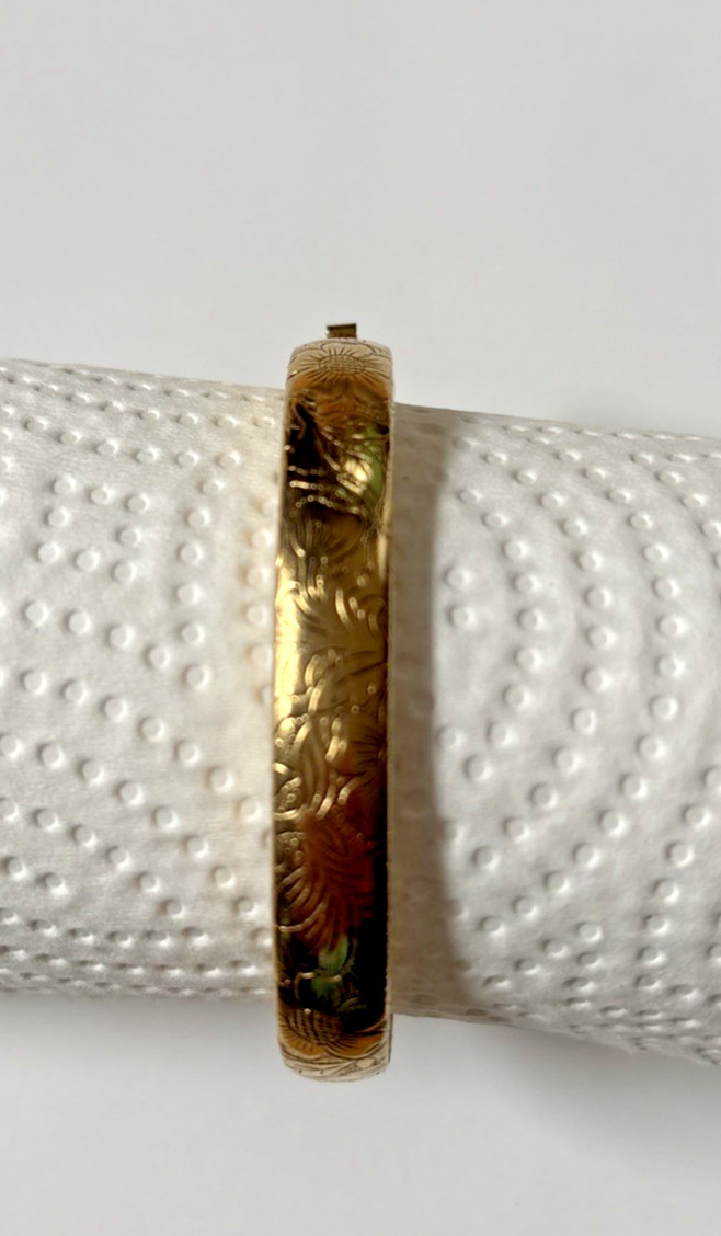 Gold Metal Bangle Bracelet Etched Floral Design Hinge Inside Circumfrrence 6.75″