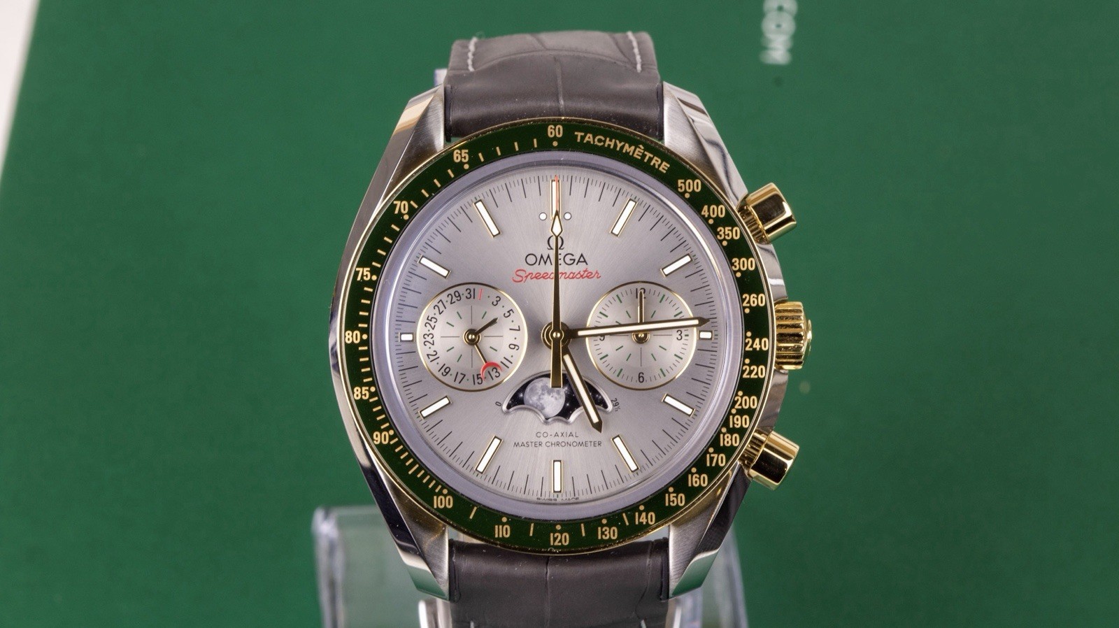 Omega Speedmaster Moonphase Co-Axial Master 304.23.44.52.06.001 2025 Complete