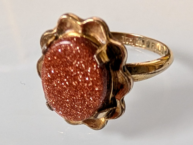 10K Gold Filled Sandstone/Goldstone Ring Size 4.5 Clark & Coombs**