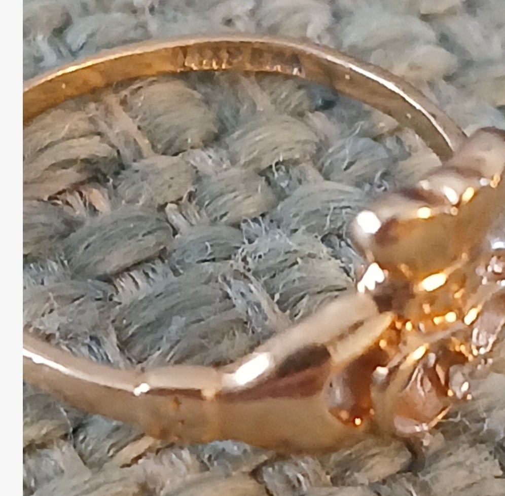 14k 14kp 1.95g Solid Yellow Gold with natural Diamond Claddagh size 5 1/2 Ring