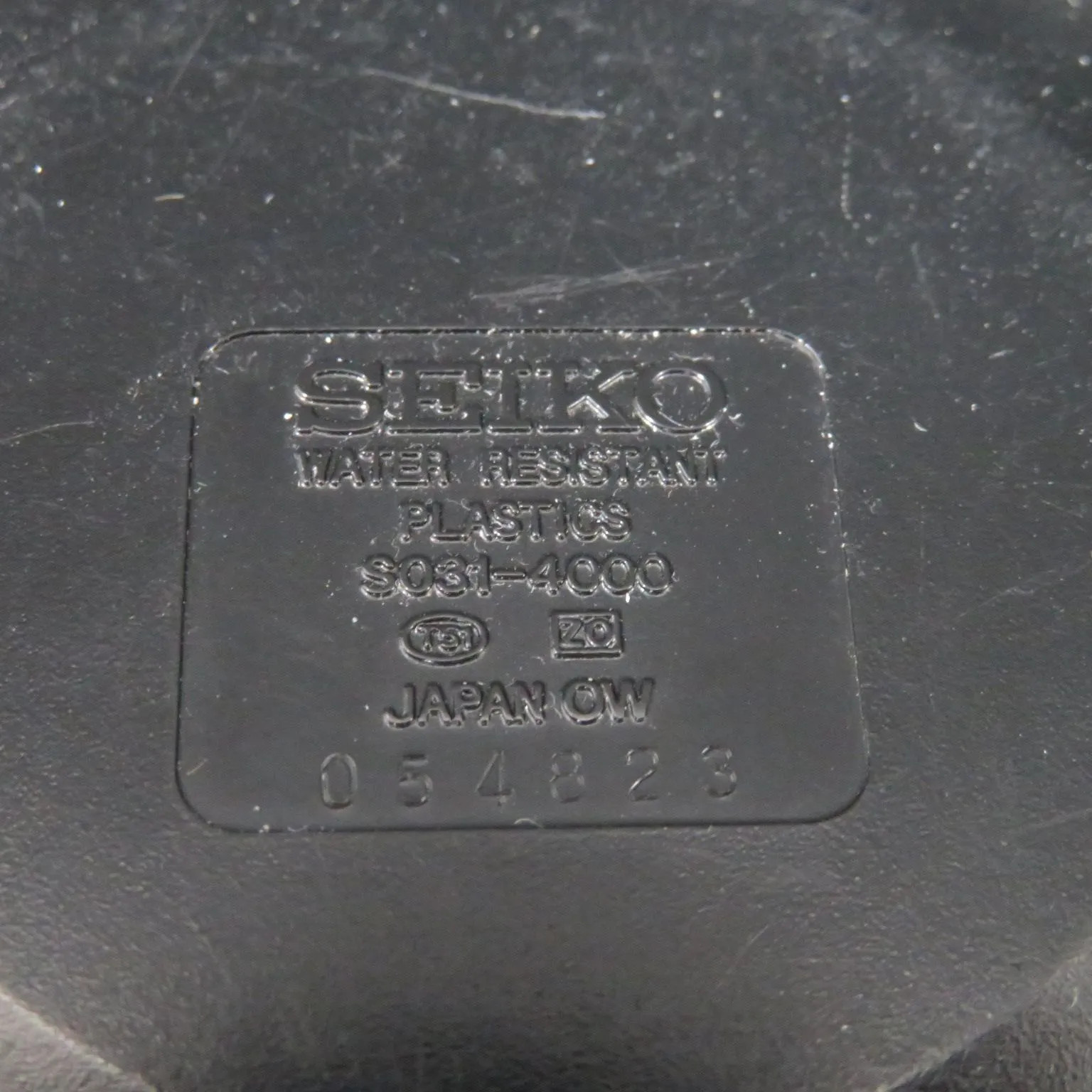 8825■Stopwatch■Seiko■S031-4000■Waterproof (3BAR)■Shipping included