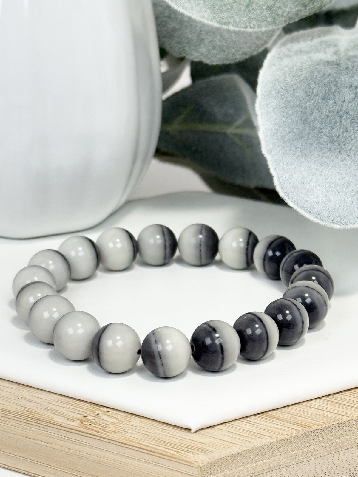 Taiji Jasper Black/White Bead Bracelet 10.8MM