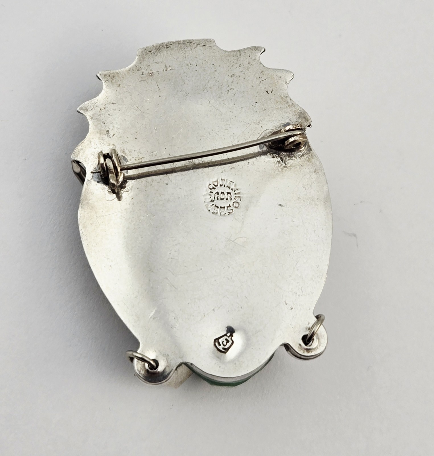Vintage Taxco 925 Sterling Silver Carved Green Stone Mask Brooch Pin – 36.3g