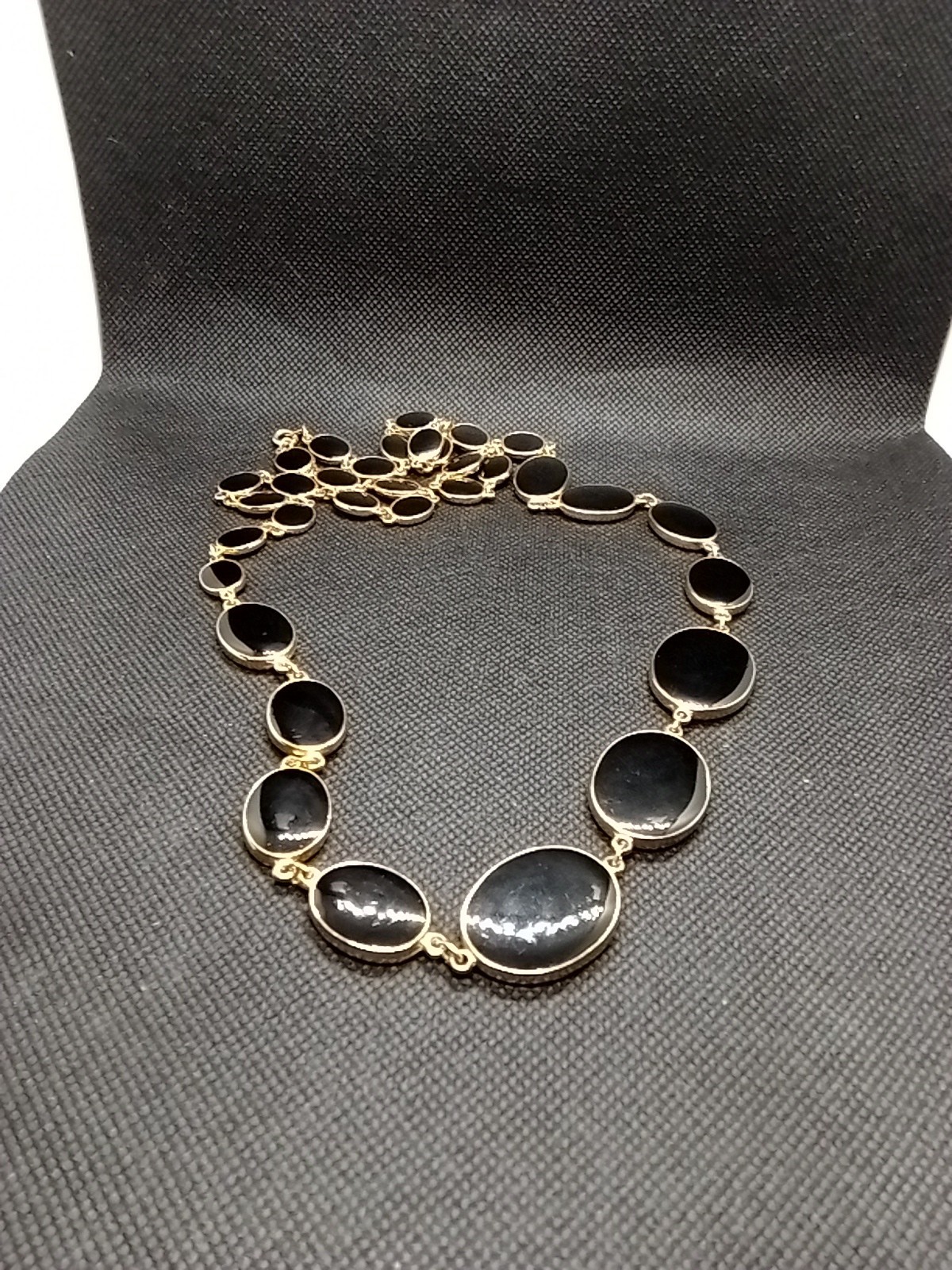 Red Black Reversible Necklace In Goldtone