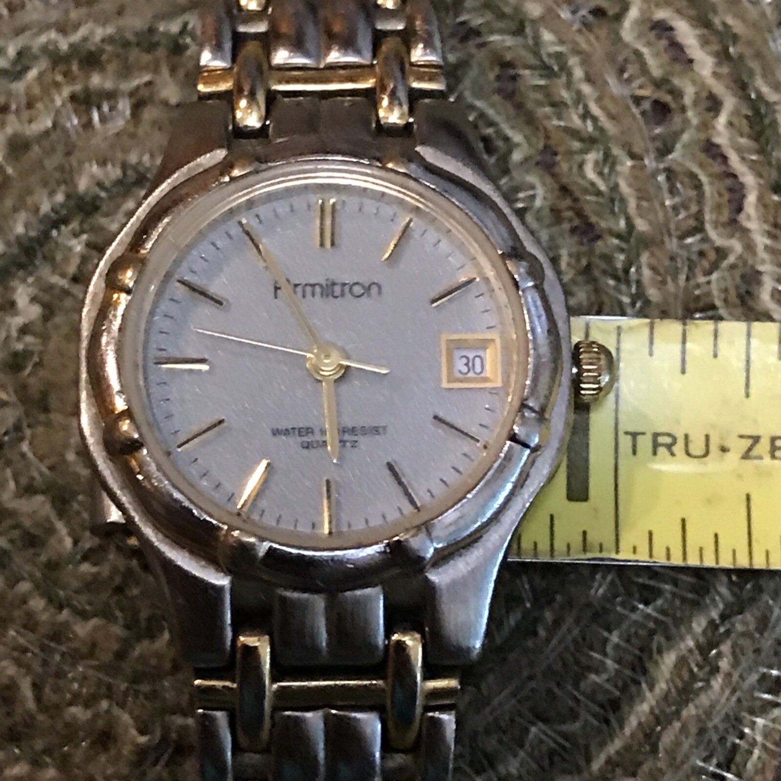 ARMITRON 25/6153C Women’s 2 Tone Watch Gray /Wht Dial W/Date ￼ Thailand Movement