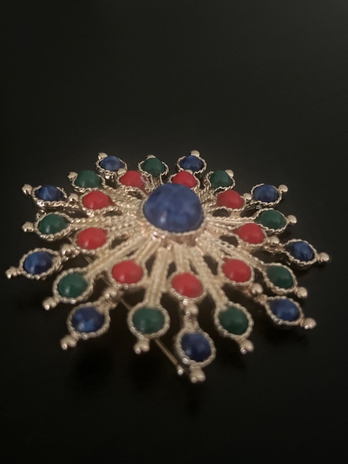 Vintage Pin/Brooch Sarah Coventry Carnival Gold Blue Red Green 2 1/2″ 1970s
