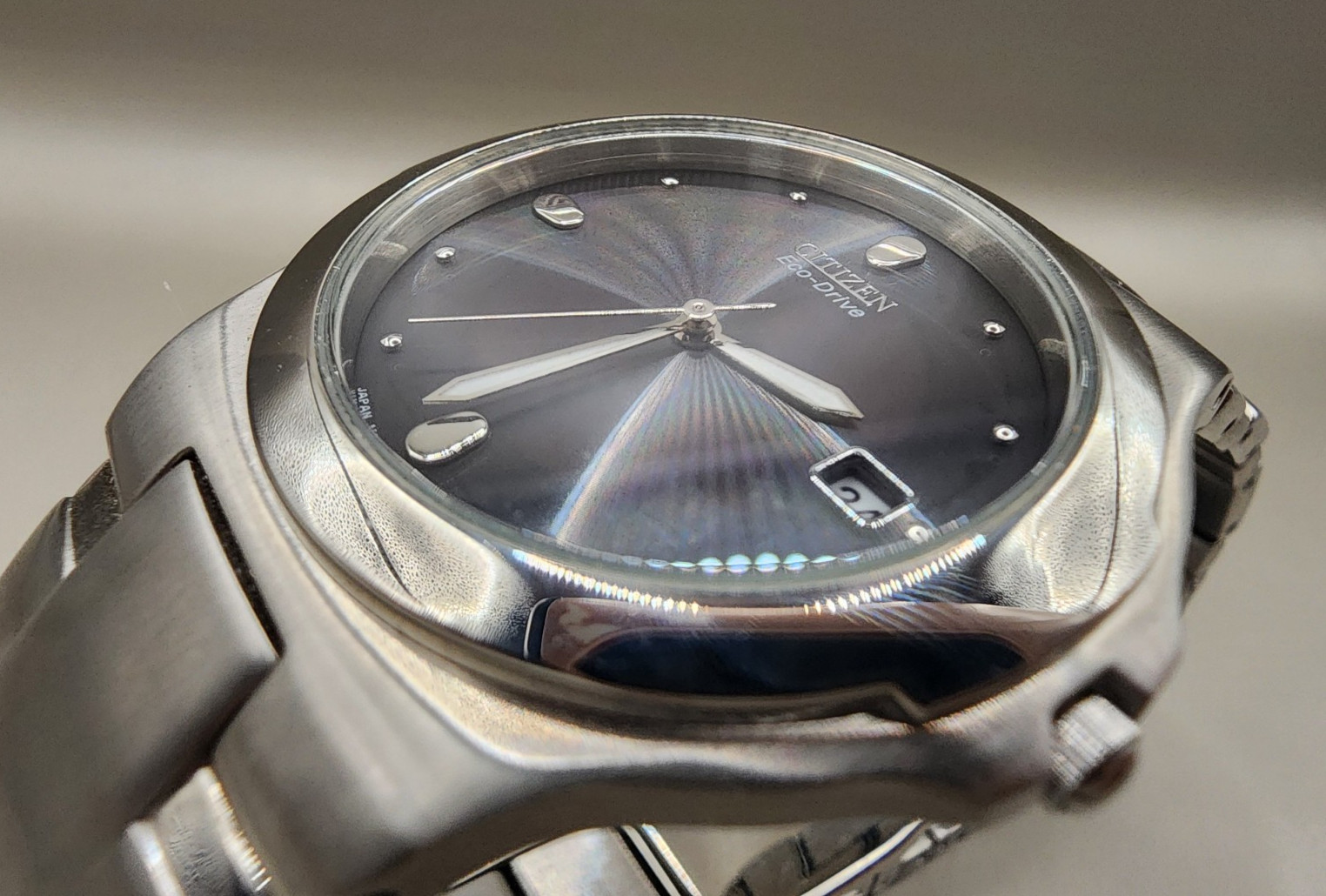 Citizen Eco-Drive Men’s Watch E111-K16750 Grey Dial Stainless Steel 38mm