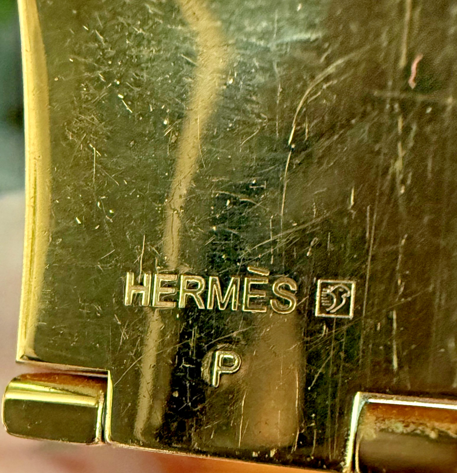 Hermes Clic Clac H Wide Bracelet-Black Enamel-Yellow Gold-Size PM-Retail: $890