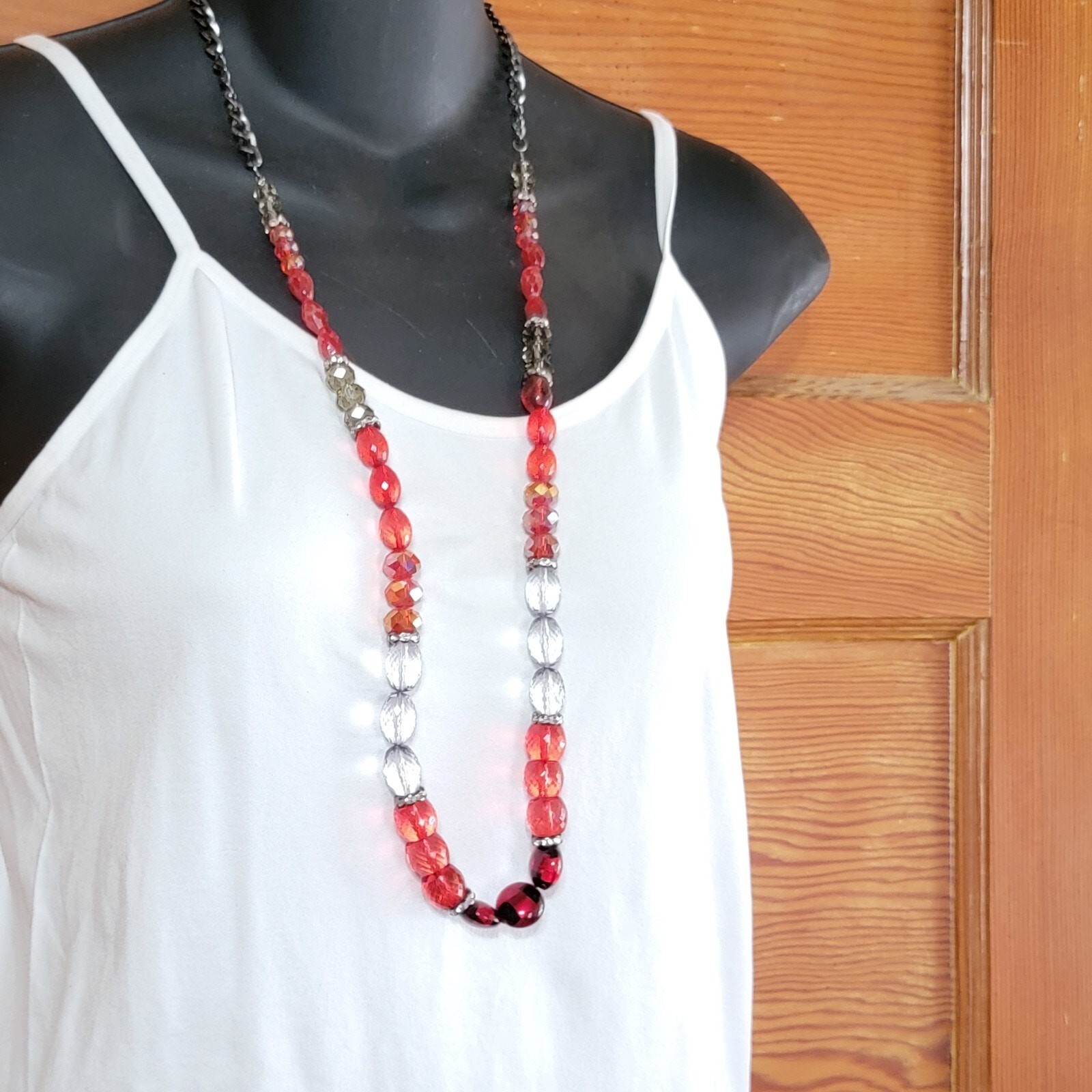 Red Black Long Statement Necklace Faceted Lucite Beaded Colorful 34″ rd01-15