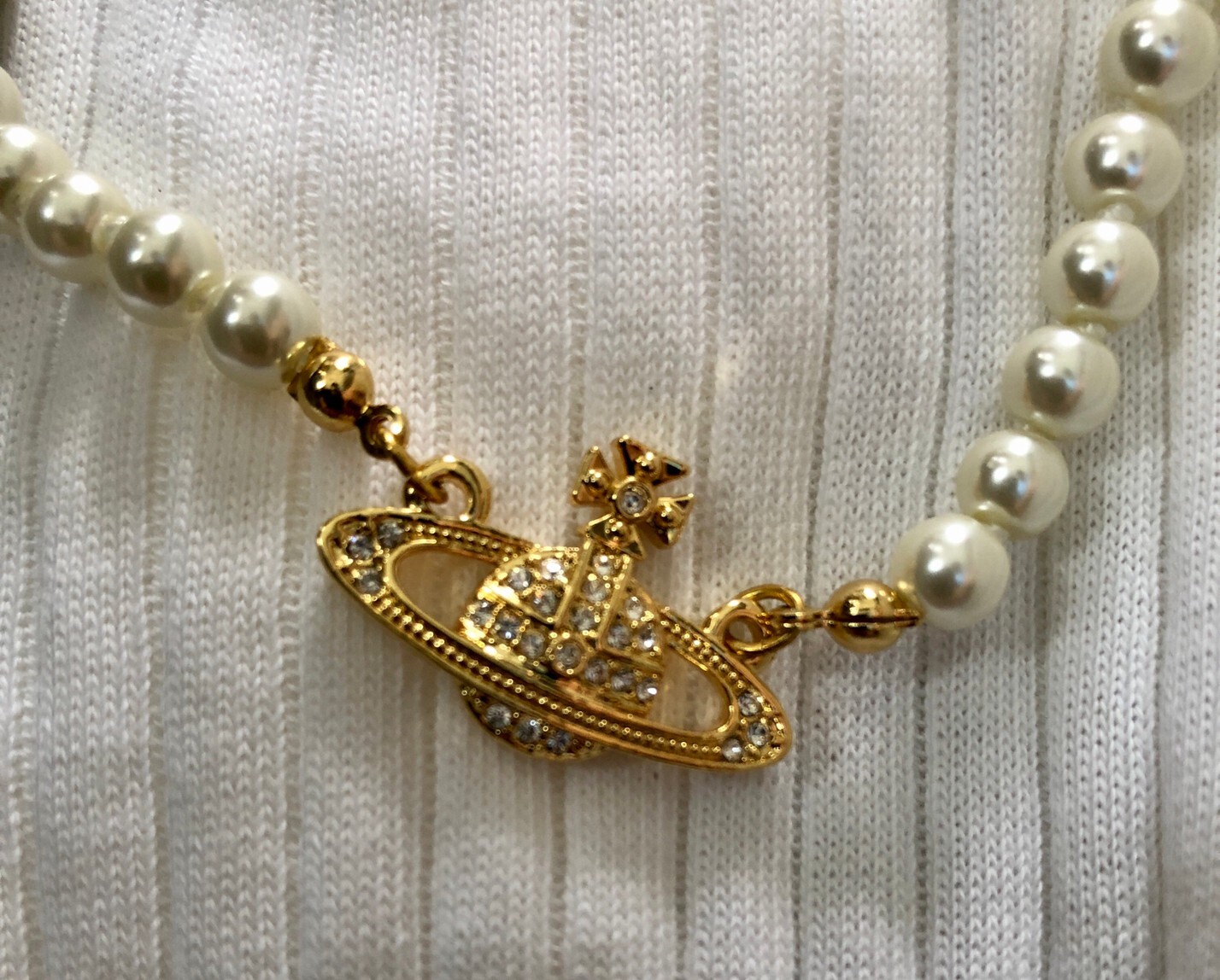 Vivienne Westwood ORB MINI BAS RELIEF Pearl Chain Choker Necklace Gold Excellent