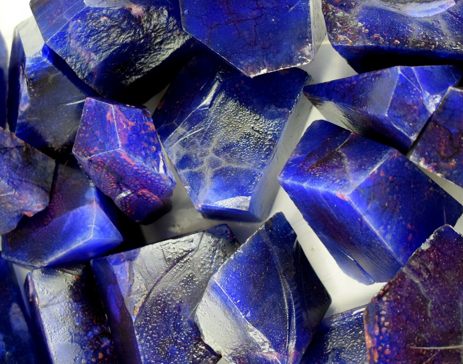 Natural 400-500 Carat/1 Piece Blue Sapphire African Gemstone Polished Rough