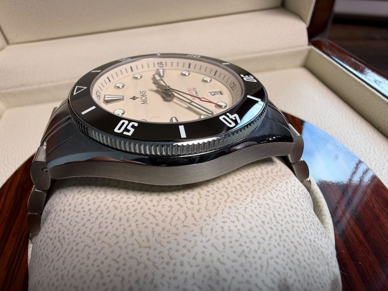 Mons Automatic Watch SWISS MADE Sellita SW SW200