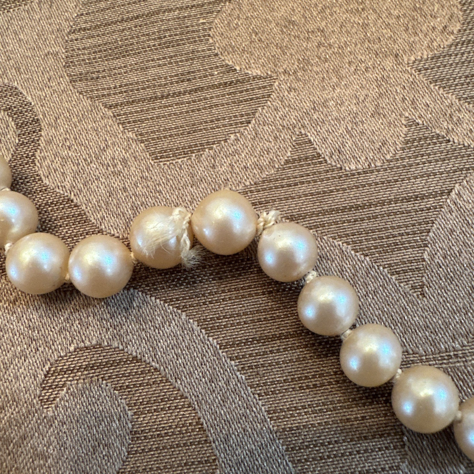 Classic Single Strand Pearl Necklace Cream Champagne Round Beaded Vintage Style