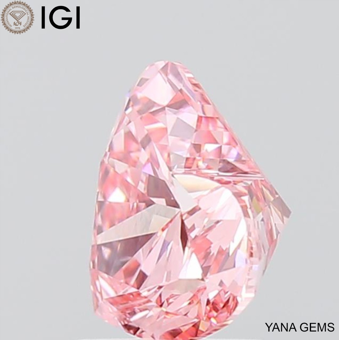 Heart Shape Vivid Pink VS1 Clarity 1.50 CT CVD Lab Grown Diamond IGI Certificate