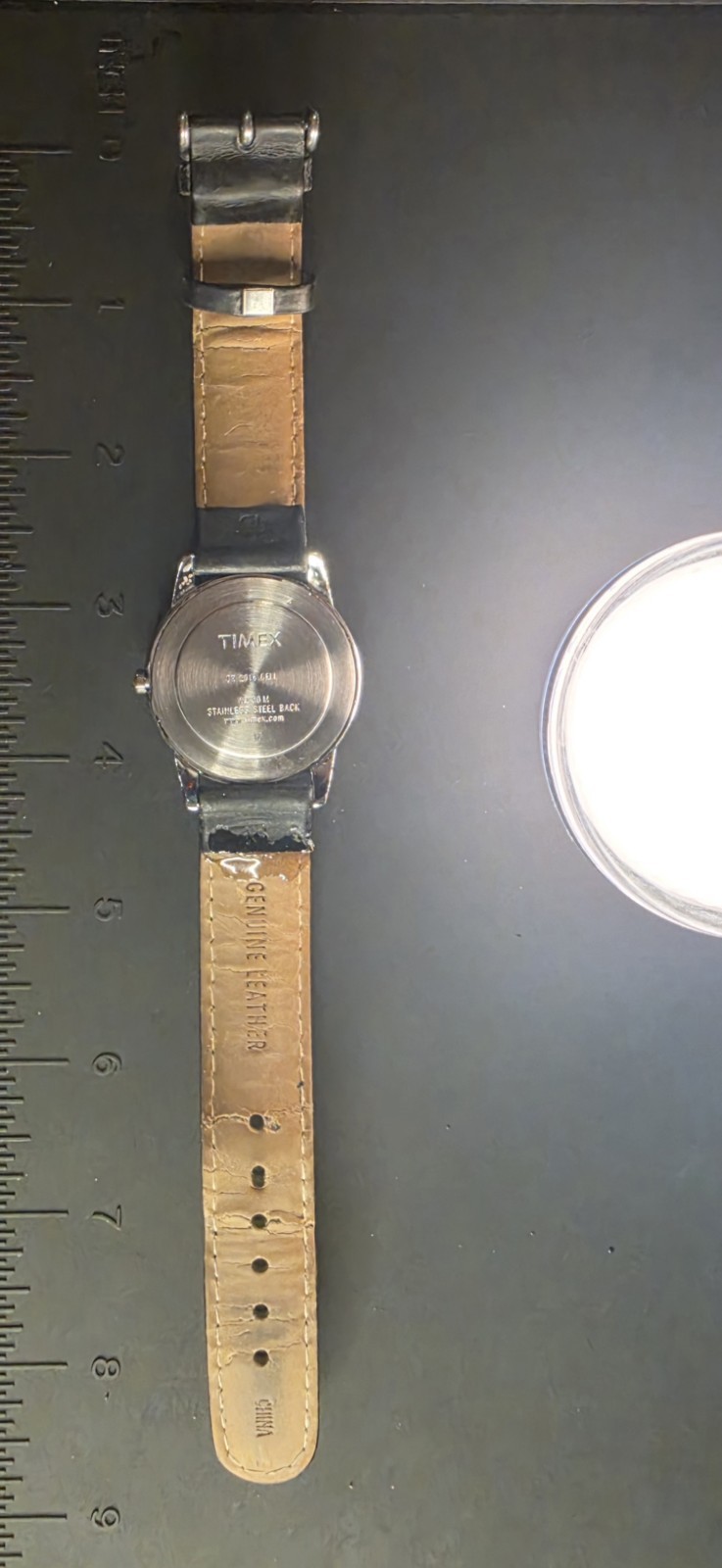 Timex Indiglo Quartz Indiglo Day/Date 30m White Dial Black Leather Strap 34mm