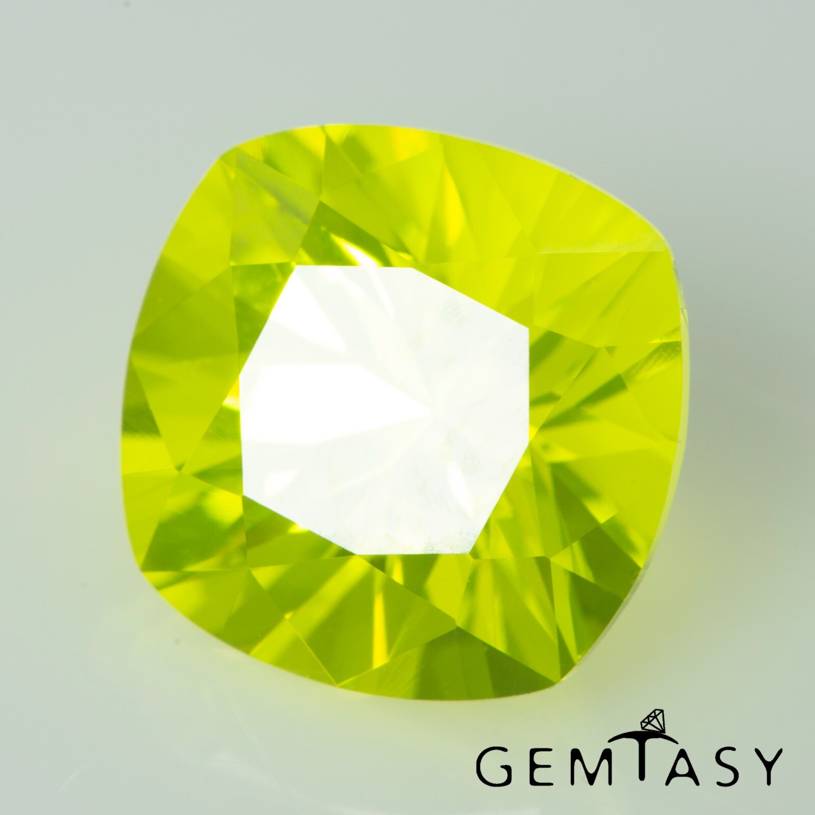 Cut stone – YAG Neon Czochralski (Pulled) lab grown, facet Cushion 8x8mm 3.35ct
