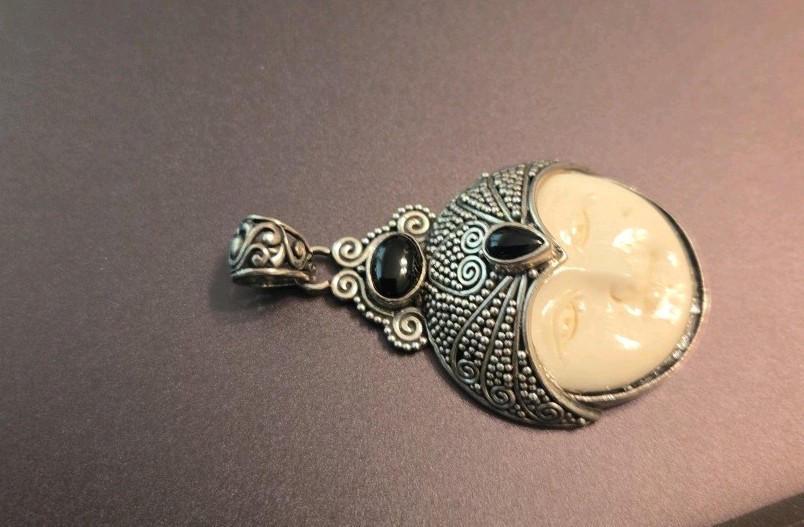 Victor Yurivilca Sajen Sterling Silver White Jadeit/Black Onyx Balinese Pendant