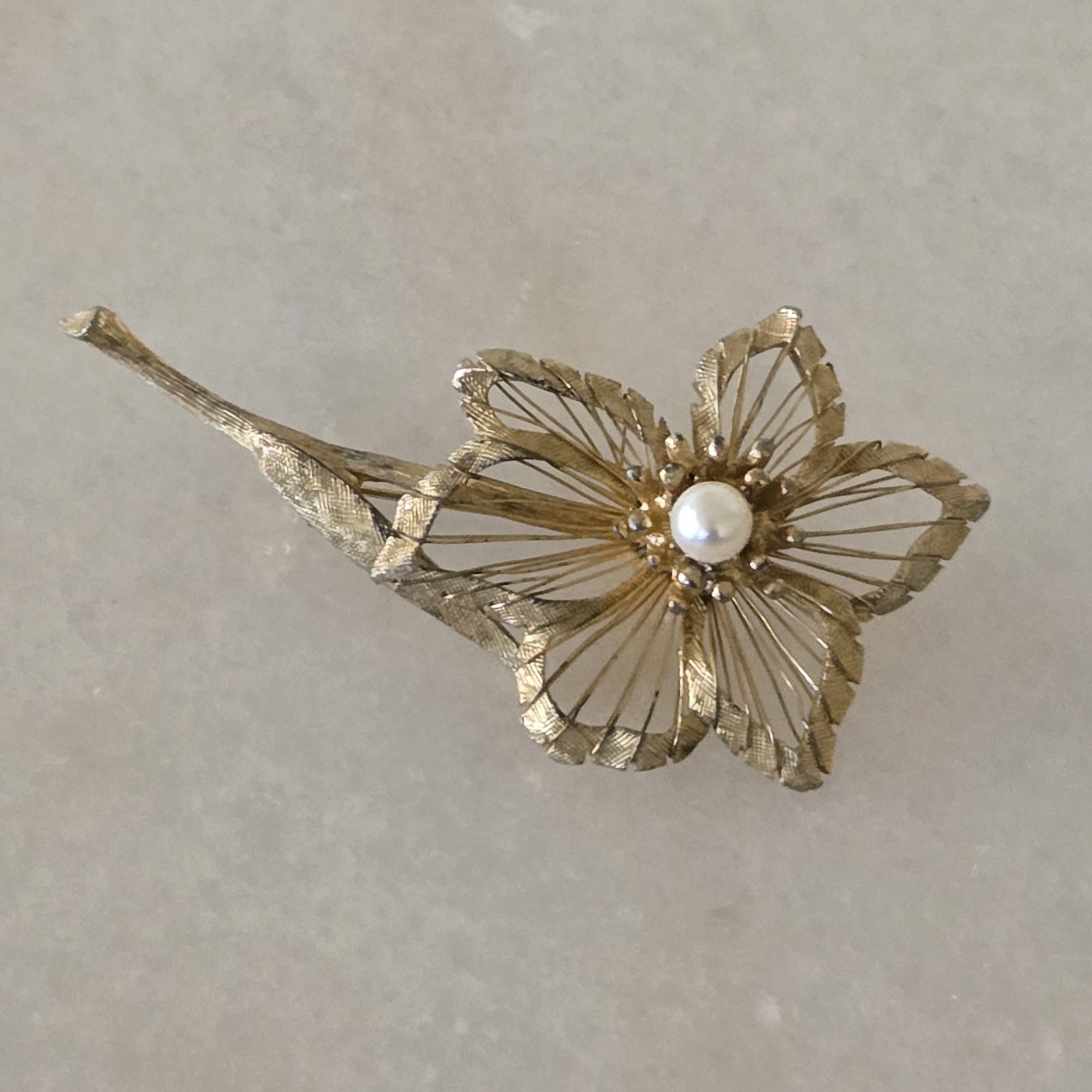 Vtg 50s 60s Brooks Signed Dogwood Flower Pearl Brooch, Party, Coat, Tote