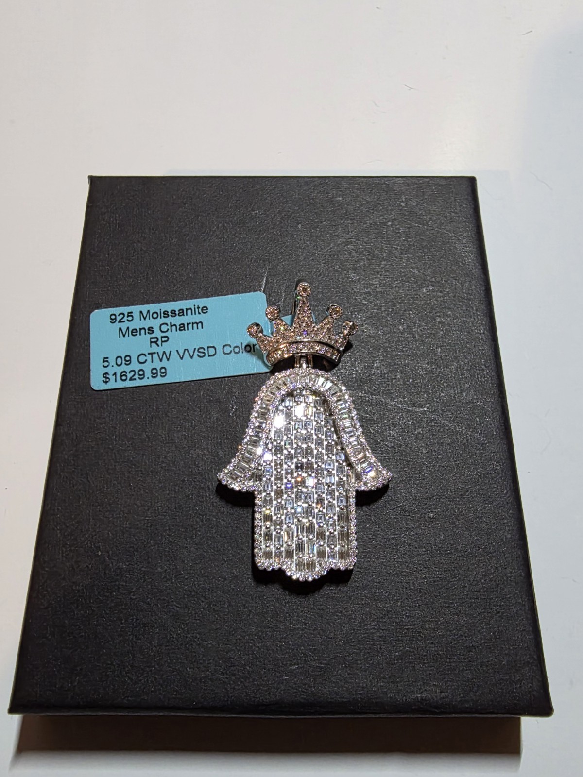 925 Moissanite Men’s Charm – Hamsa Hand with Crown | 5.09 CTW VVSD
