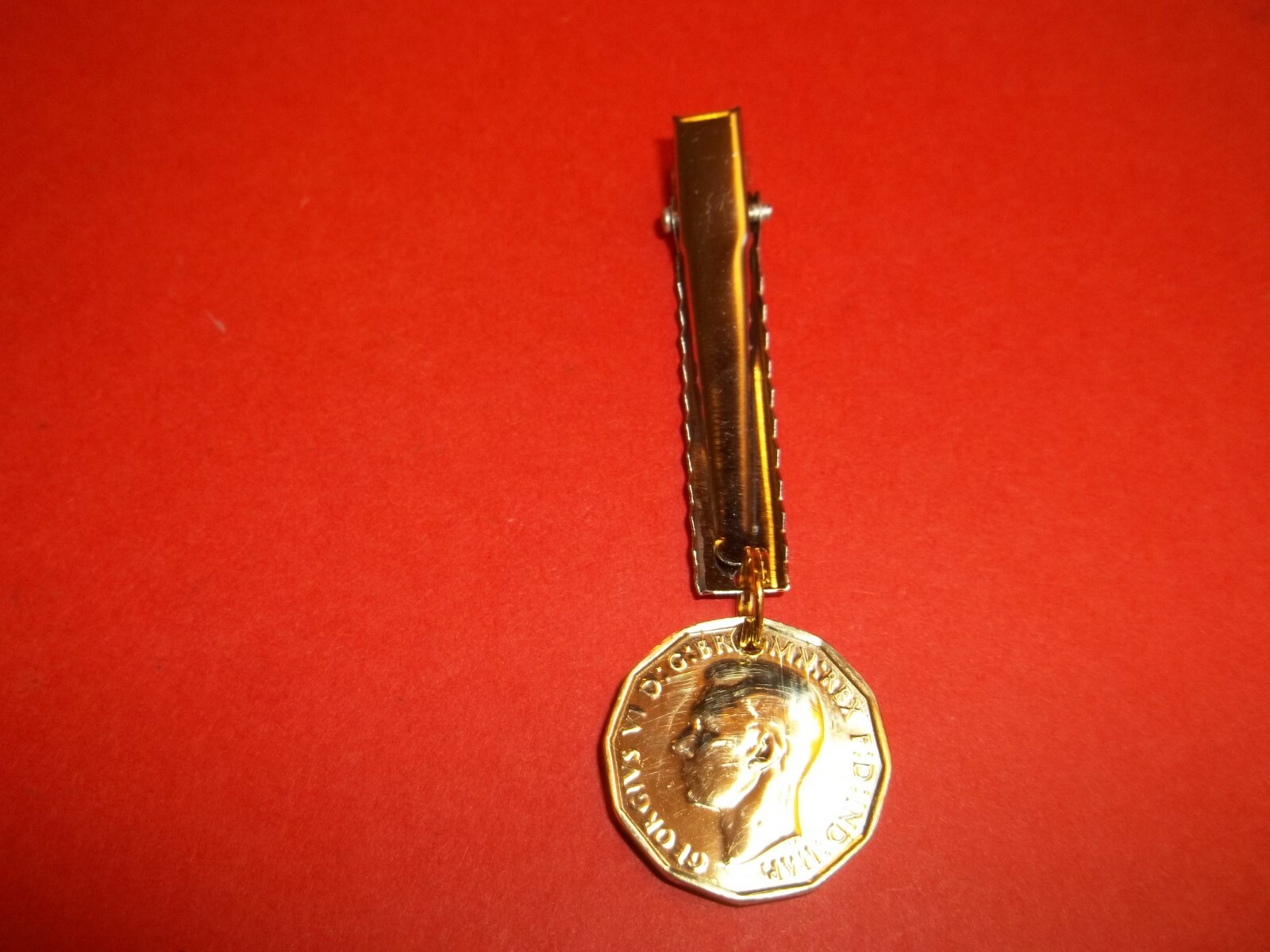 THREE PENNY BIT COIN – PENDANT NAPKIN CLIP – 1951 – 75th BIRTHDAY – RARE YEAR