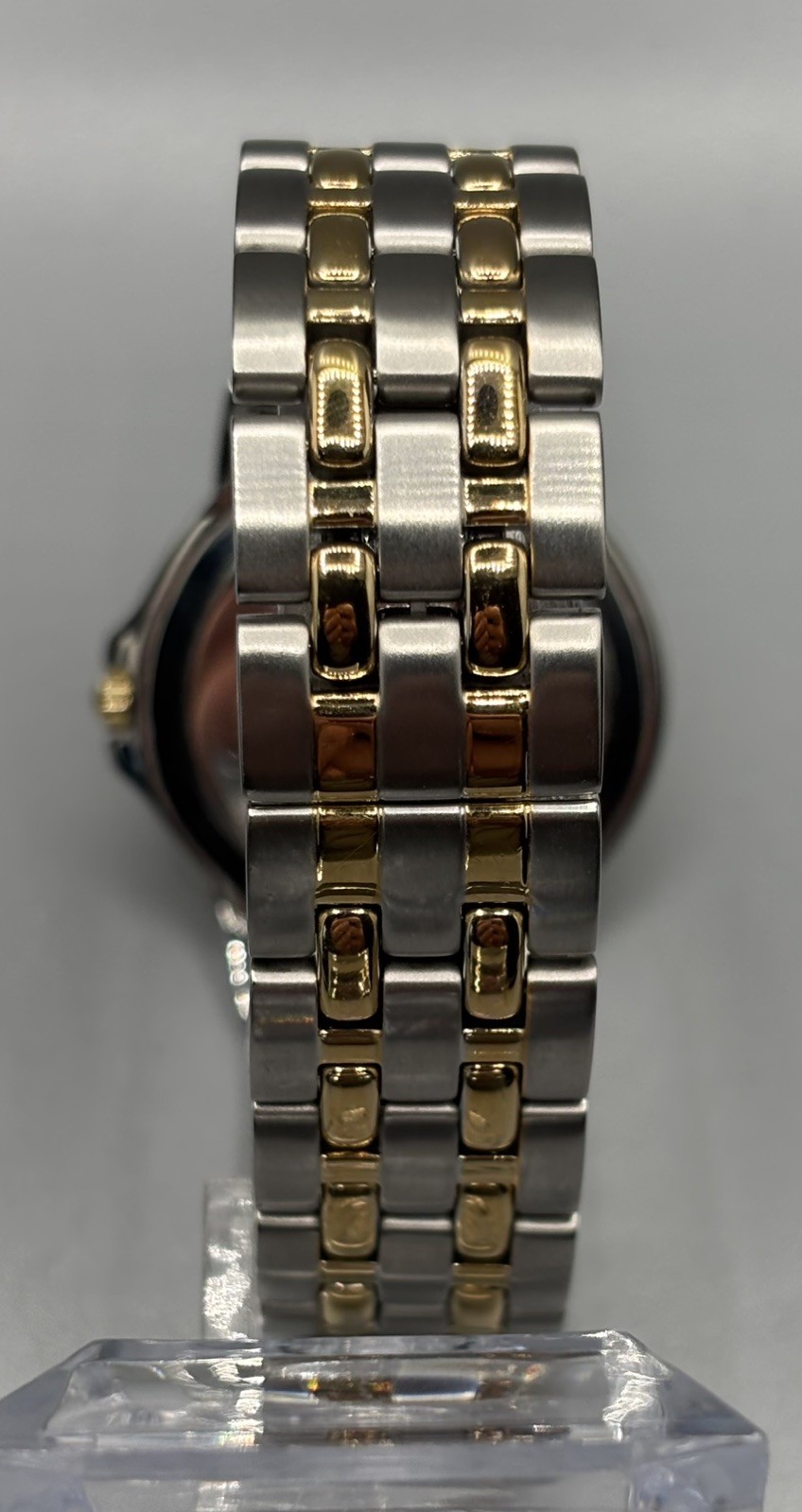 Raymond Weil Tango 5560 – 35mm – Blue Dial – Part 18k Gold Plated 5560-STP-50001