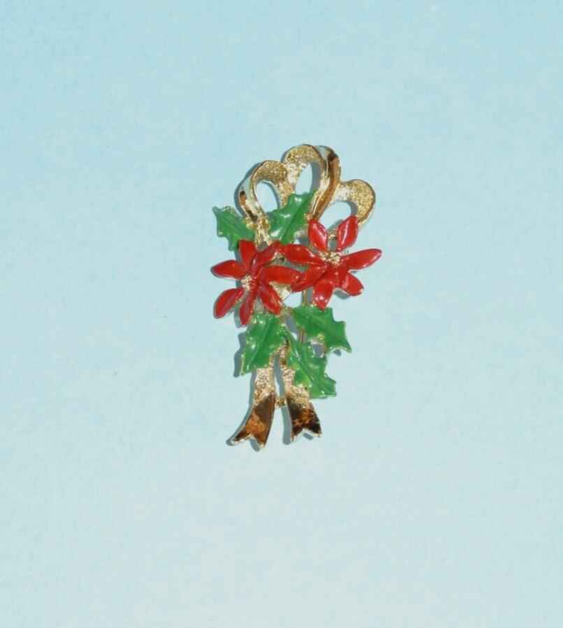 Vintage Signed Gerry’s Goldtone Christmas Poinsettias Holly Leaves Brooch / Pin