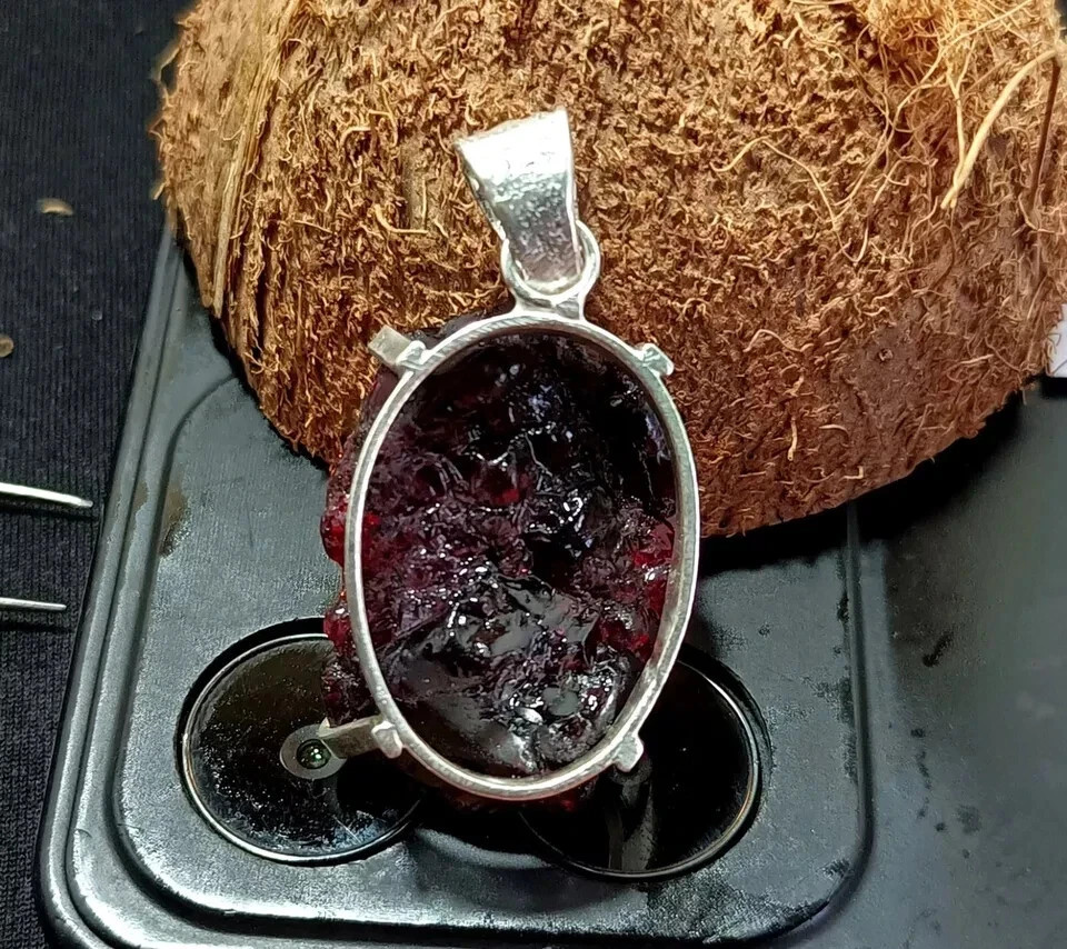 Certified 125 Ct+ Natural Painite Raugh Shape 925 Solid Silver Pendant Gemstone