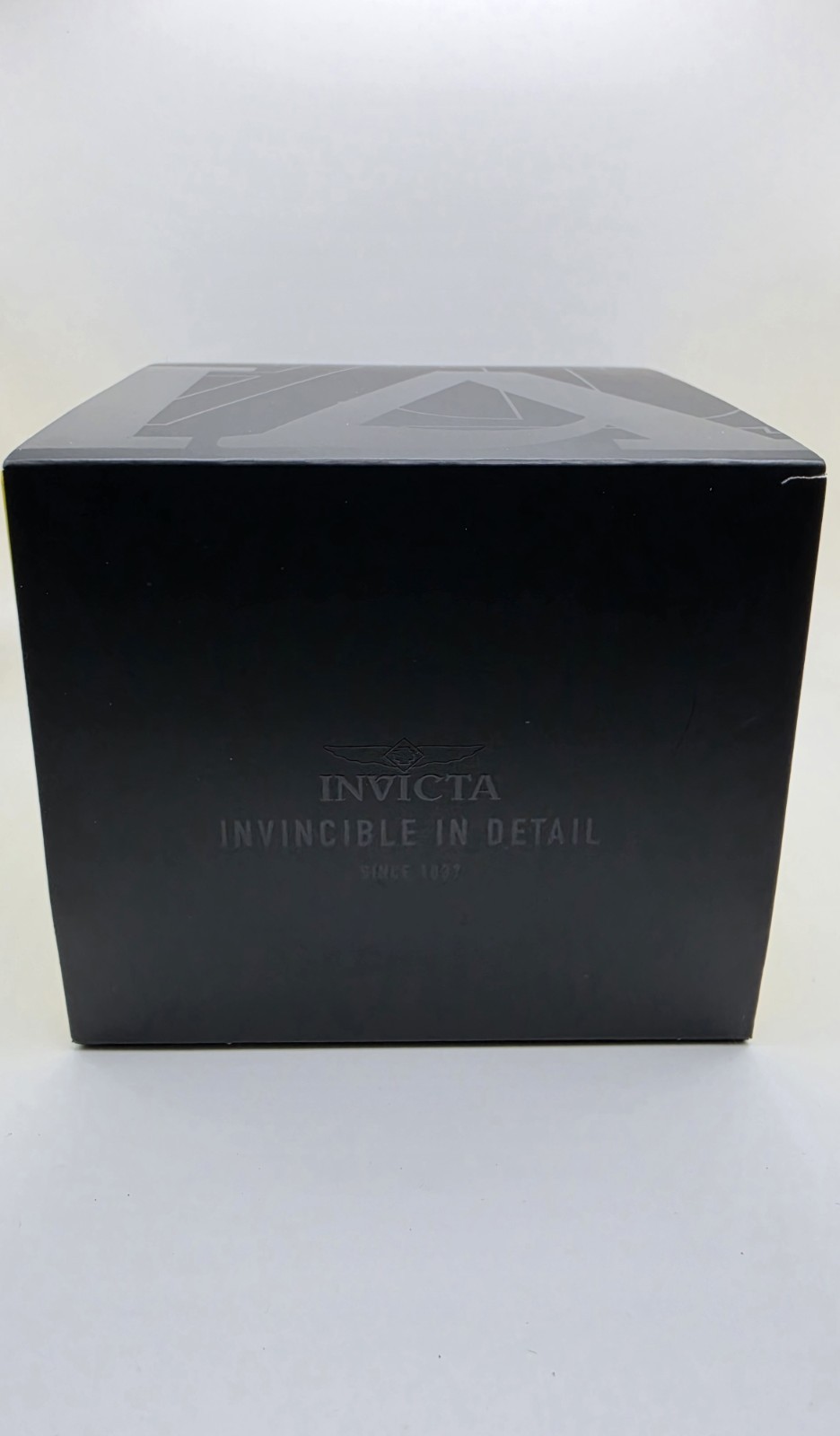 Invicta Specialty 47404 Men’s Two-Tone Gold Dial Quartz Watch 43mm New
