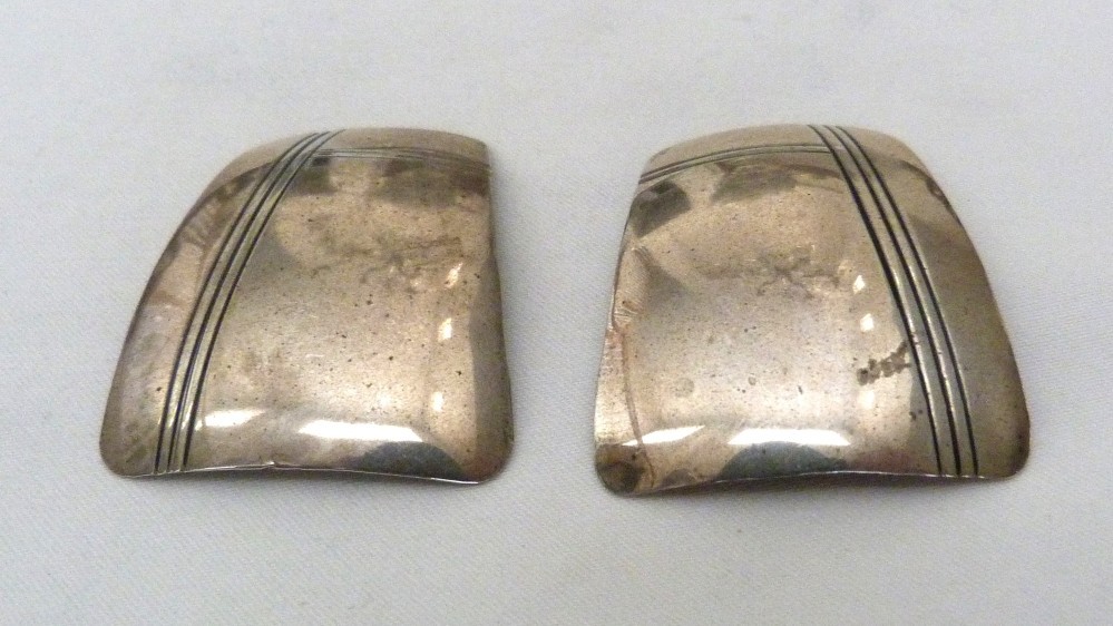 1 5/8″ LONG VINTAGE MARIAN NEZ NAVAJO NATIVE AMERICAN STERLING SILVER EARRINGS