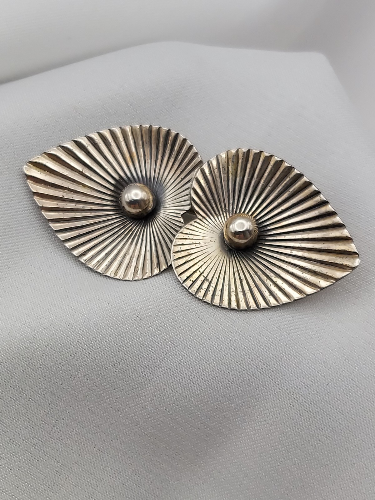 Vintage MCM Sterling Silver Beau Heart Double Leaf Brooch Pin 3.3Gram