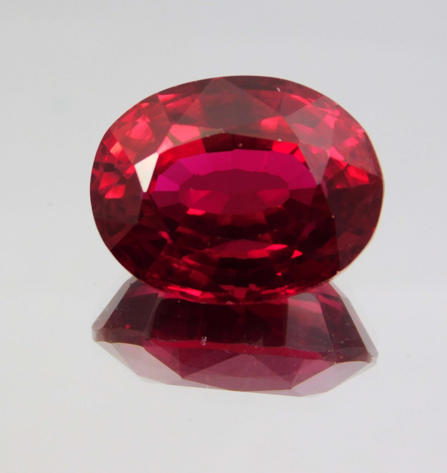 Natural 14.30 Ct Mozambique Red Ruby Certified Oval Cut Loose Gemstone