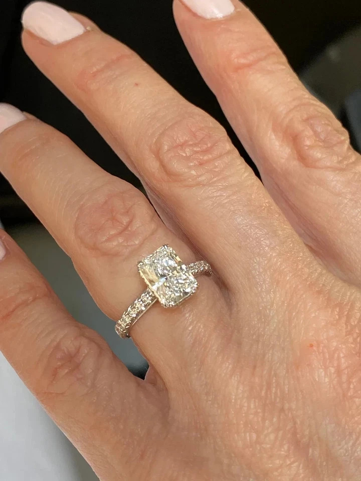 14k White Gold Radiant Diamond Wedding Ring 3 Carat Lab Grown IGI E F VVS CVD