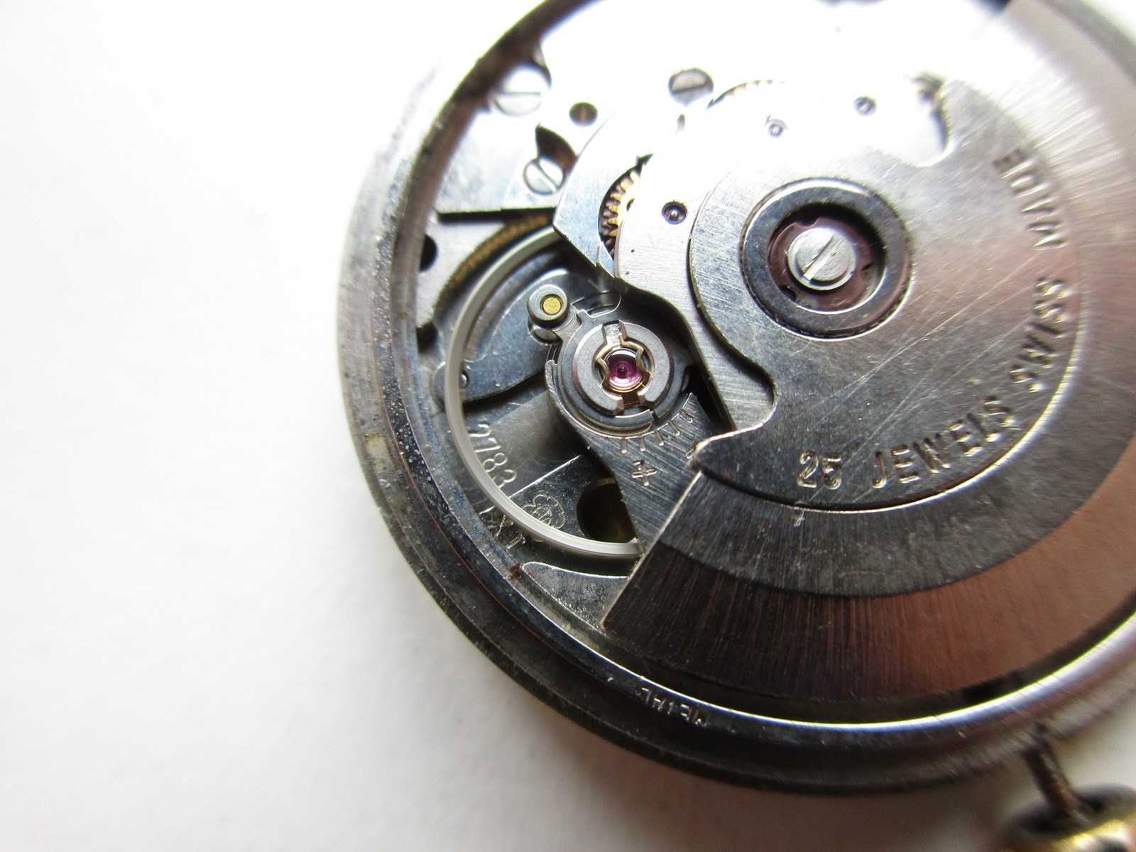 ETA cal. 2783 Swiss automatic watch movement – Lincoln dial – date at 3- running
