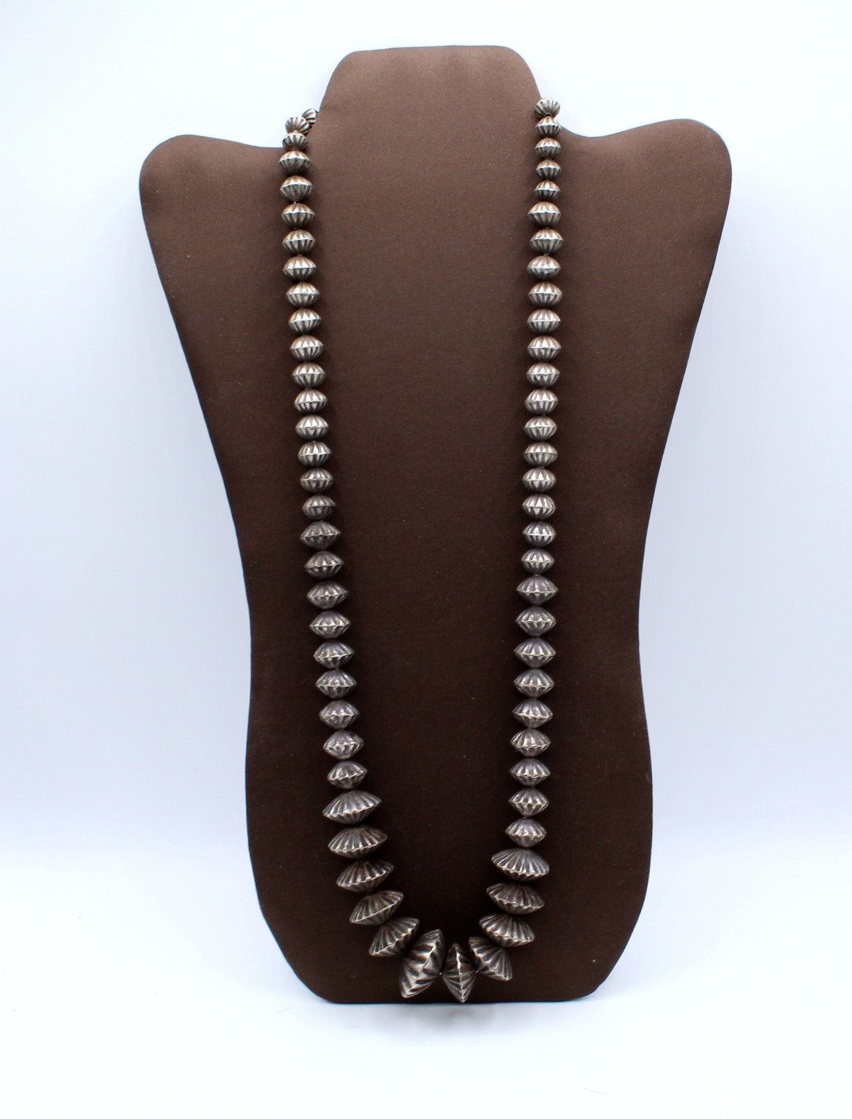 Sterling Silver Native made fluted bead 28″ necklace 114g