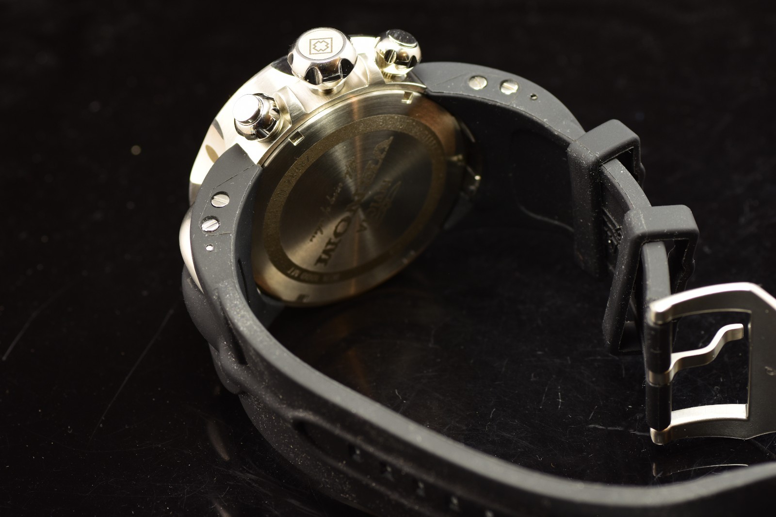 Invicta PRO DIVER Black Dial SOLID TITANIUM AUTOMATIC Men’s Watch (PRE-OWNED)