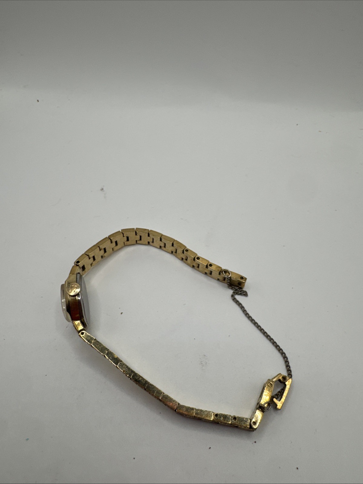 Caravelle Ladies Watch 8763 1960S With Safety Chain