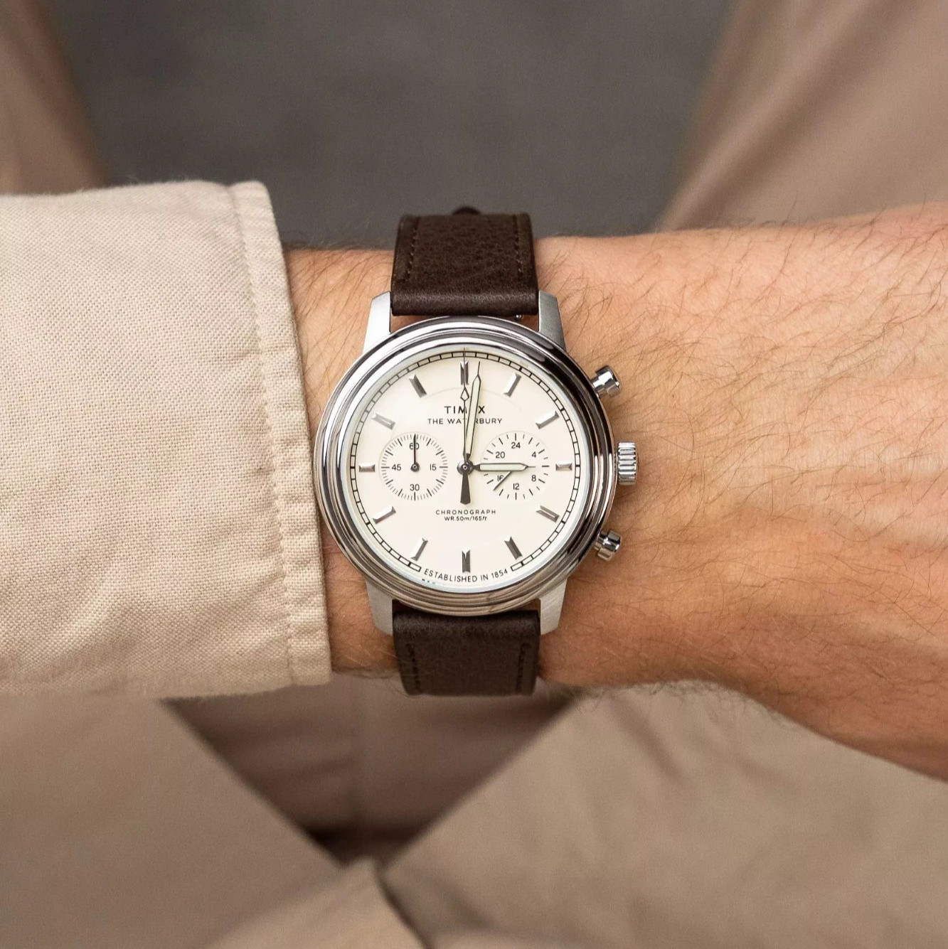 Timex Waterbury Metropolitan Chronograph Cream Dial Men Leather Watch TW2Y23500