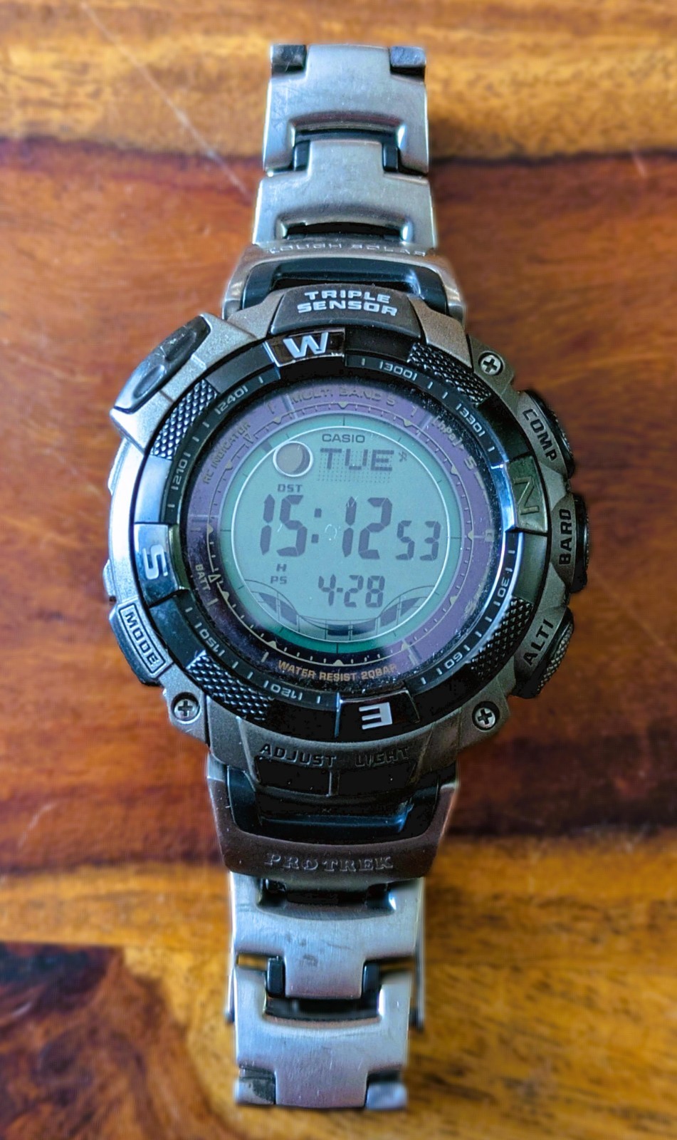 Casio Pro Trek – Titanium