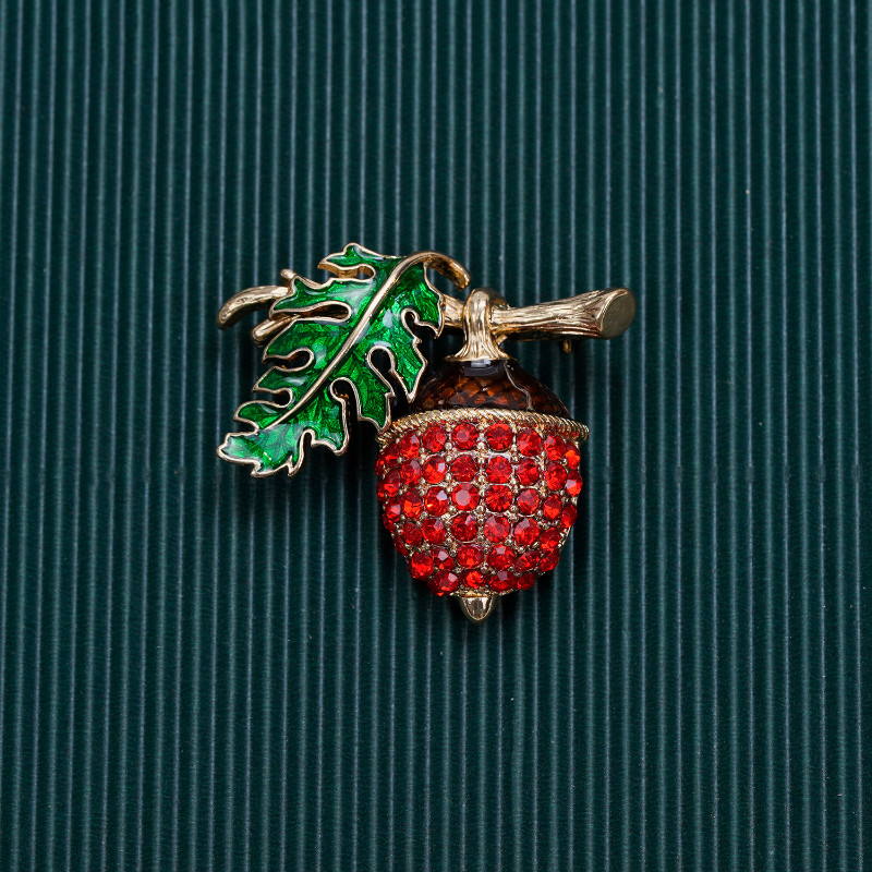 Exquisite Women Crystal Badge Pin Vintage Enamel Brooch Pin Elegant Lady Jewelry