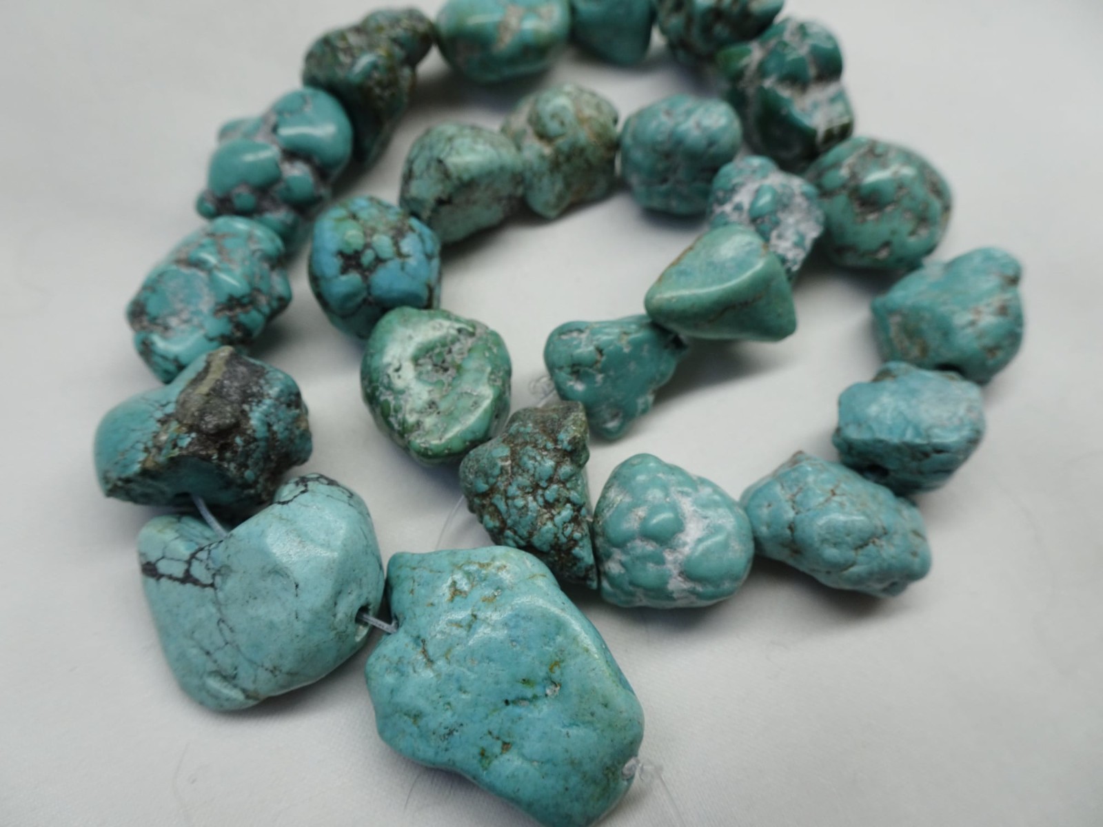 12 1/2″ Strand Turquoise Nugget Stone Beads 12-25mm Long A213 DNG