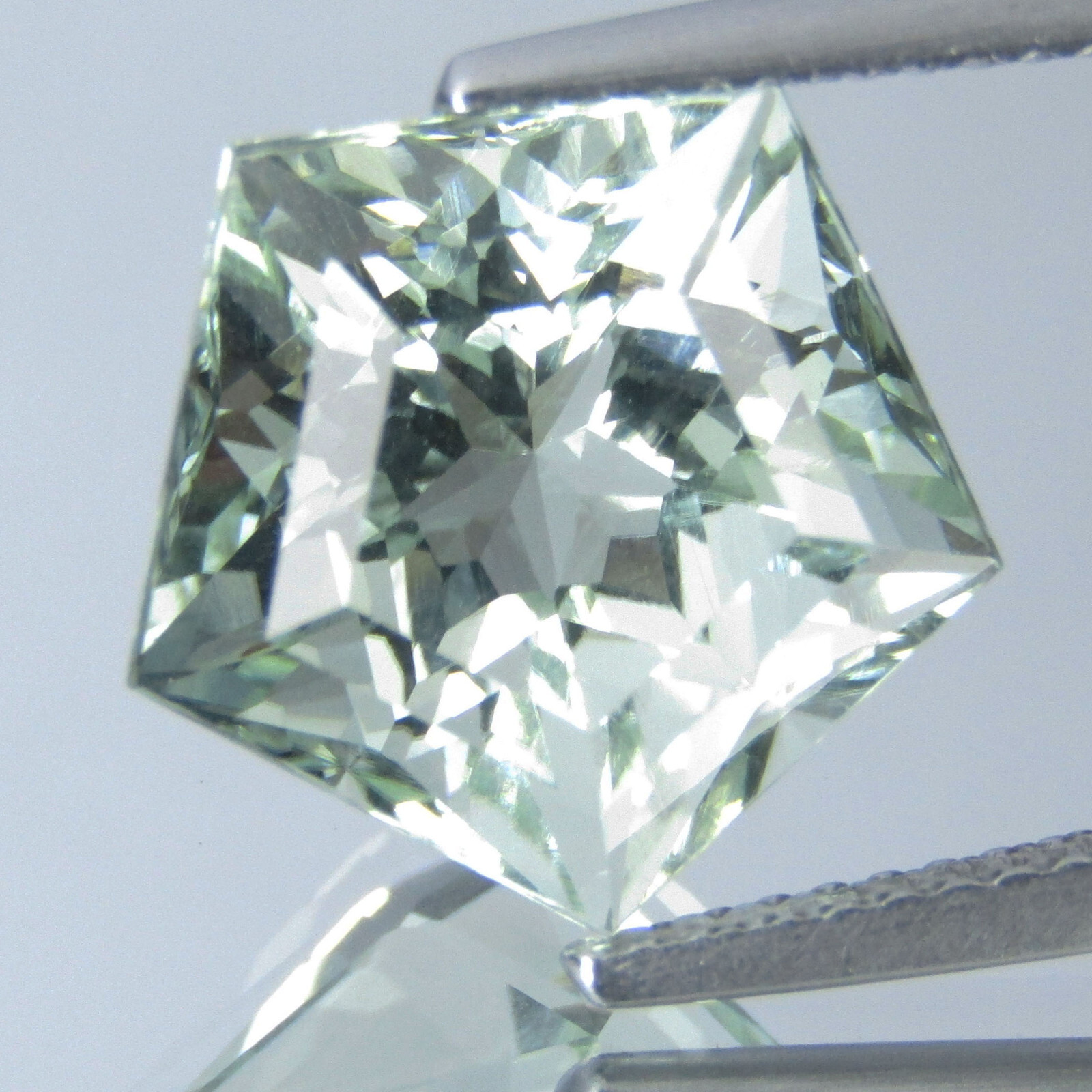 6.88Cts Nice Natural Green Amethyst (Prasiolite) 12.2mm Fancy Pentagon Cut Gem