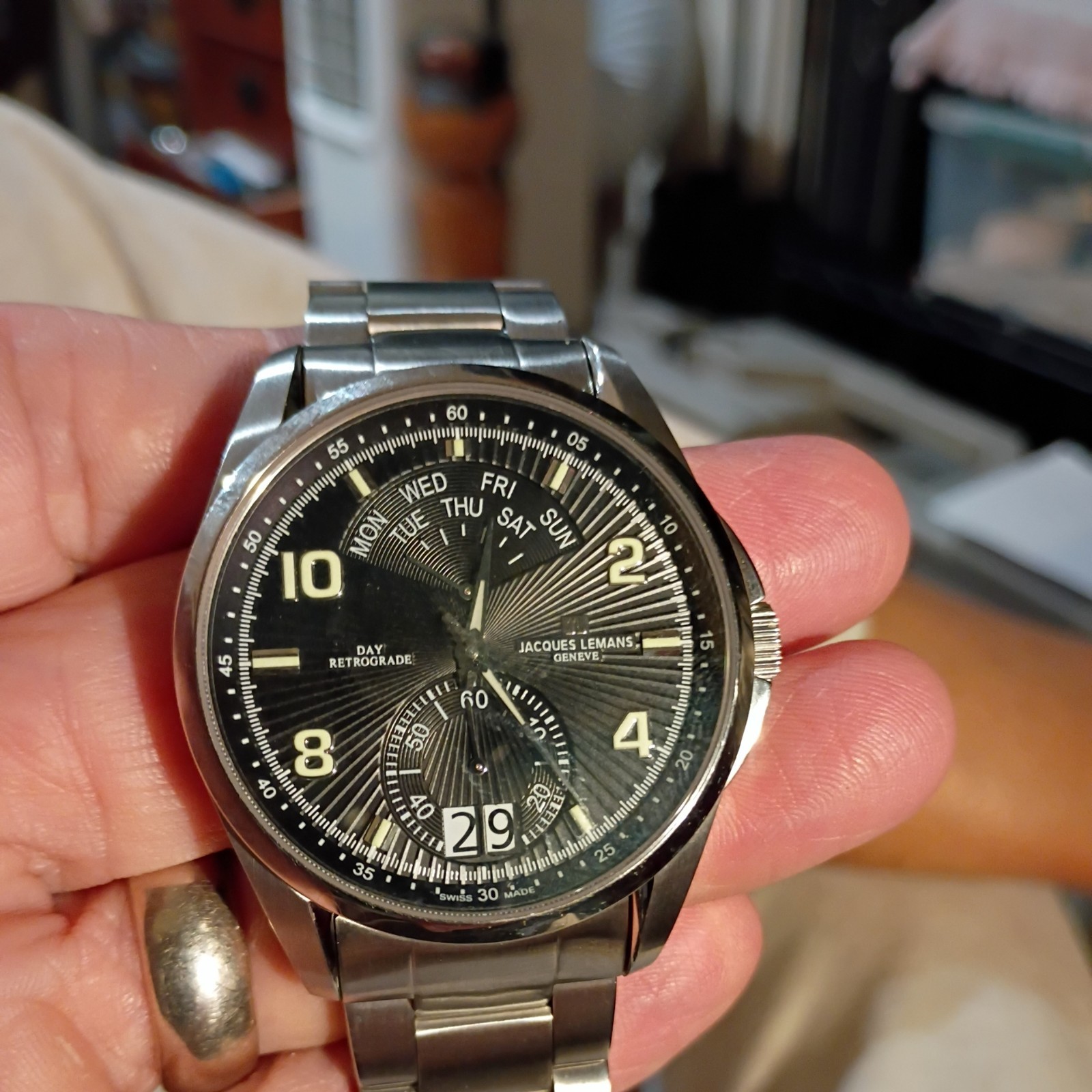 Jacques LeMans Tempora Retrograde Day, Big Date G-171 42MM 100 Meter