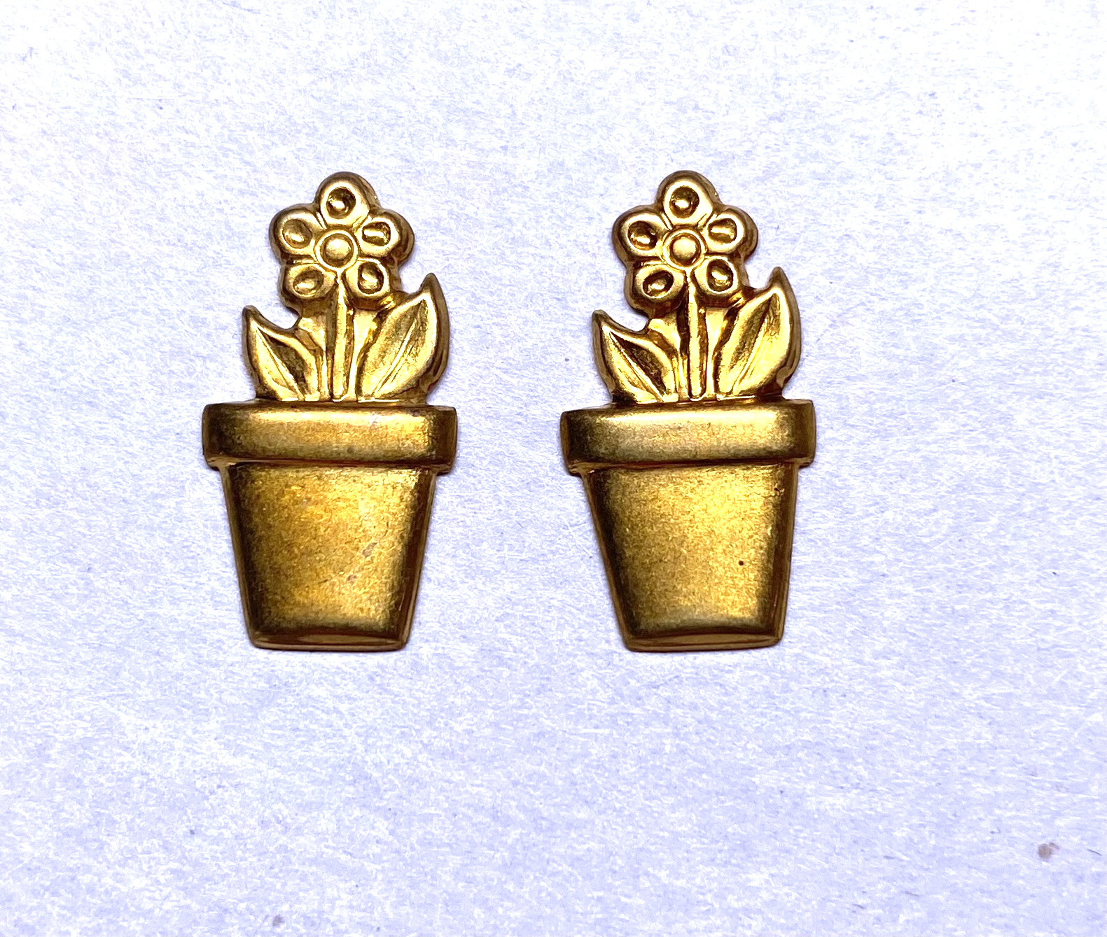 50 pcs. Raw Brass Stamping Finding-Flower Pot stamping, -jewelry making