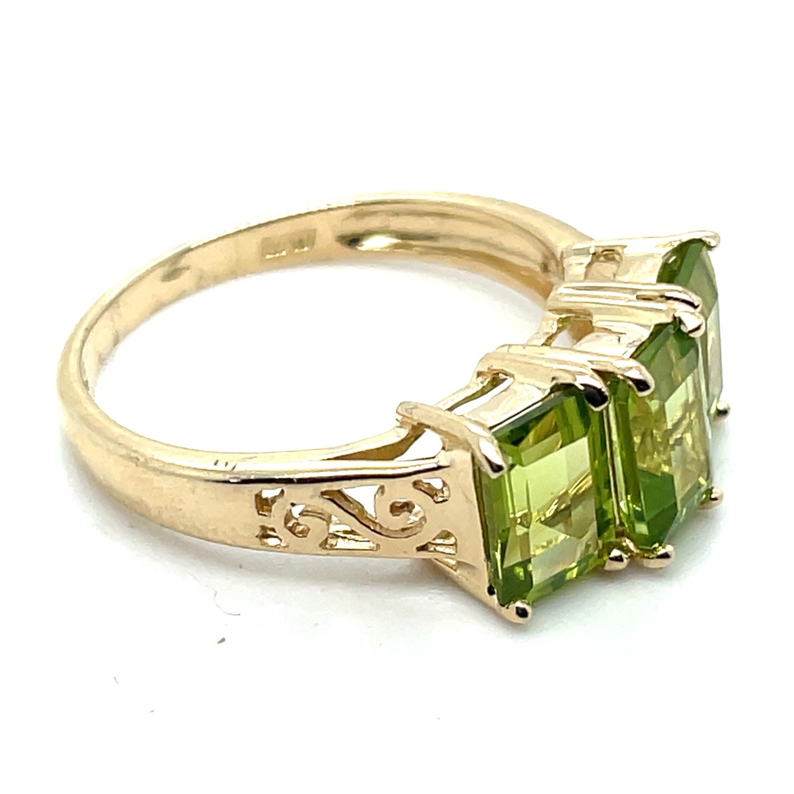 14k Yellow Gold 3 Emerald Cut 3.25 Cts Peridot Filigree Ring Size 7 – 3.2 Grams