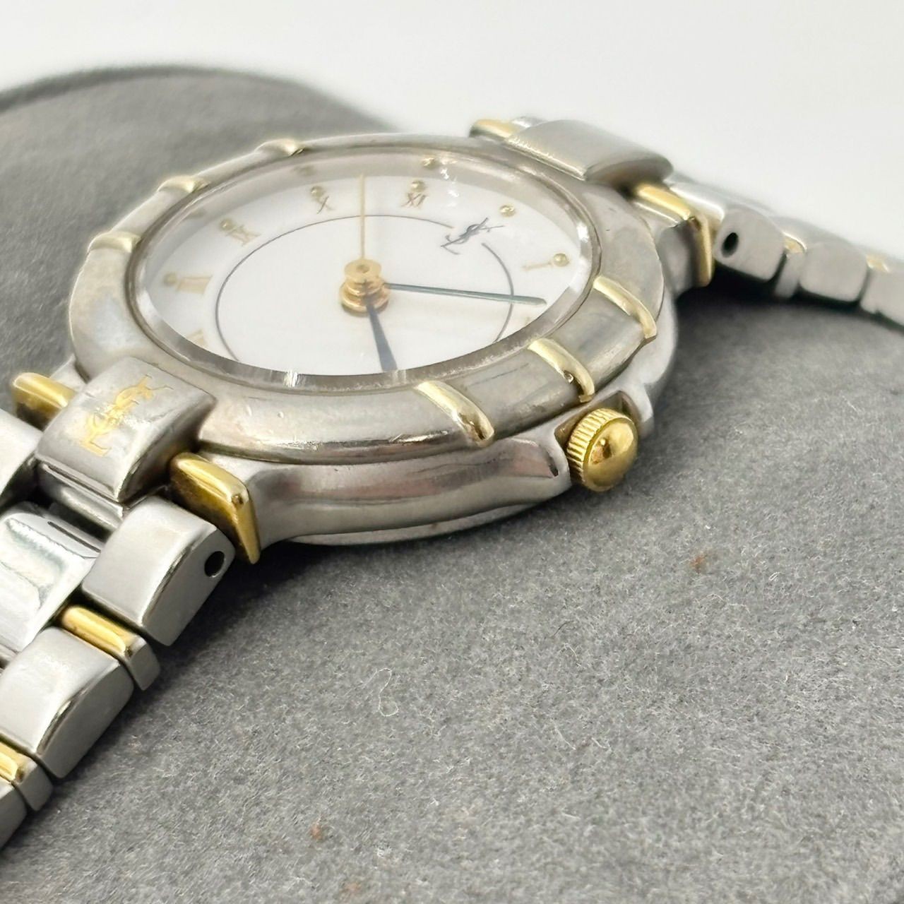 Yves Saint Laurent ladies’ watch 1805