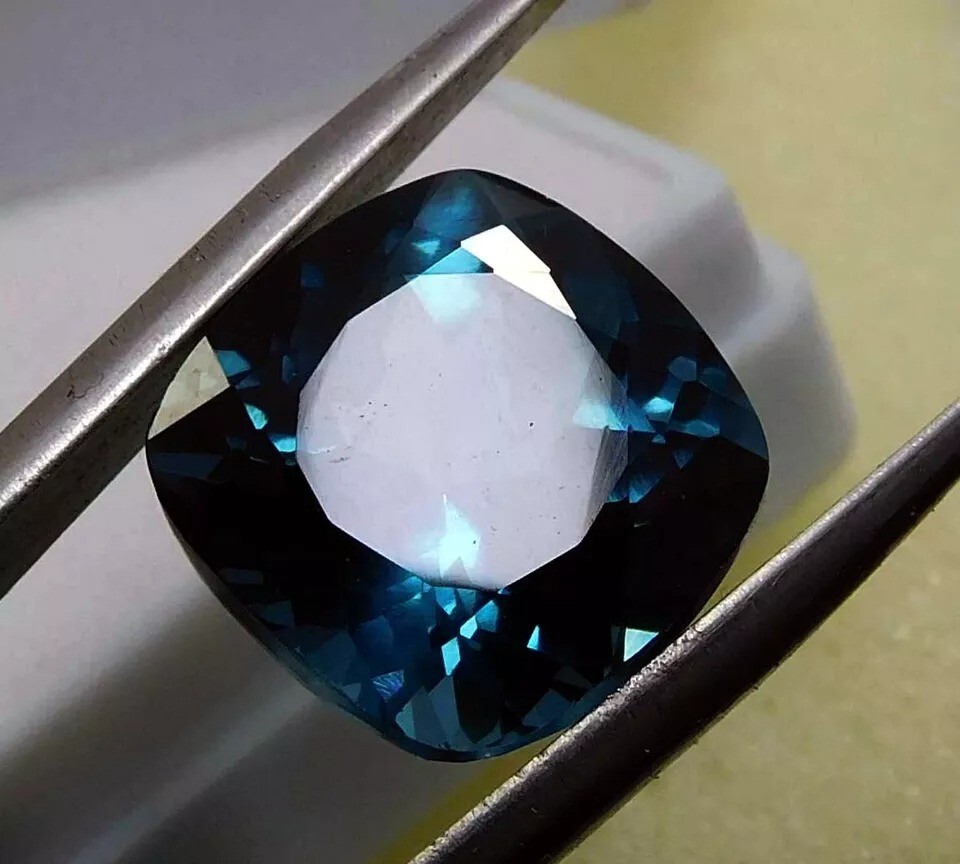 9.60 CT+ Natural Blue Montana Sapphire Cushion Cut CERTIFIED Loose Gemstone