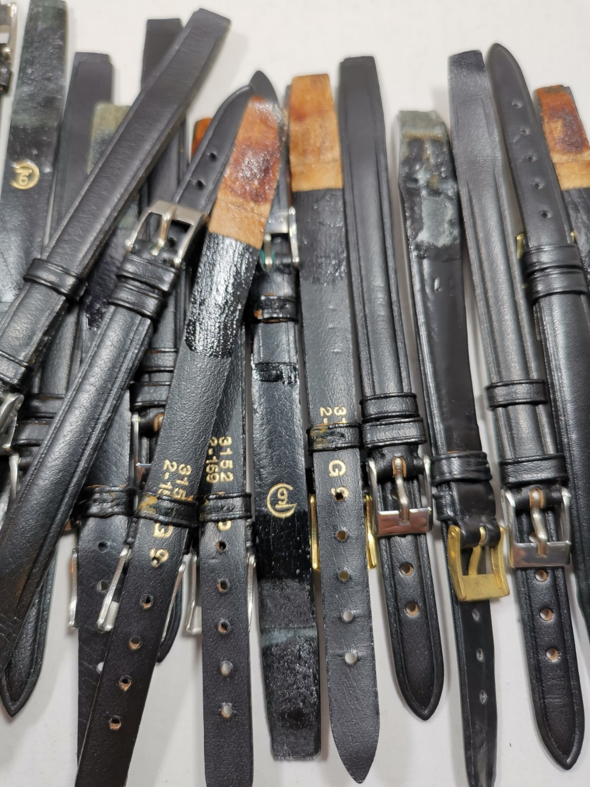 Lot 20 x Vintage Watch Straps Black Leather Open-Ended Glue-On 9mm G9 NOS