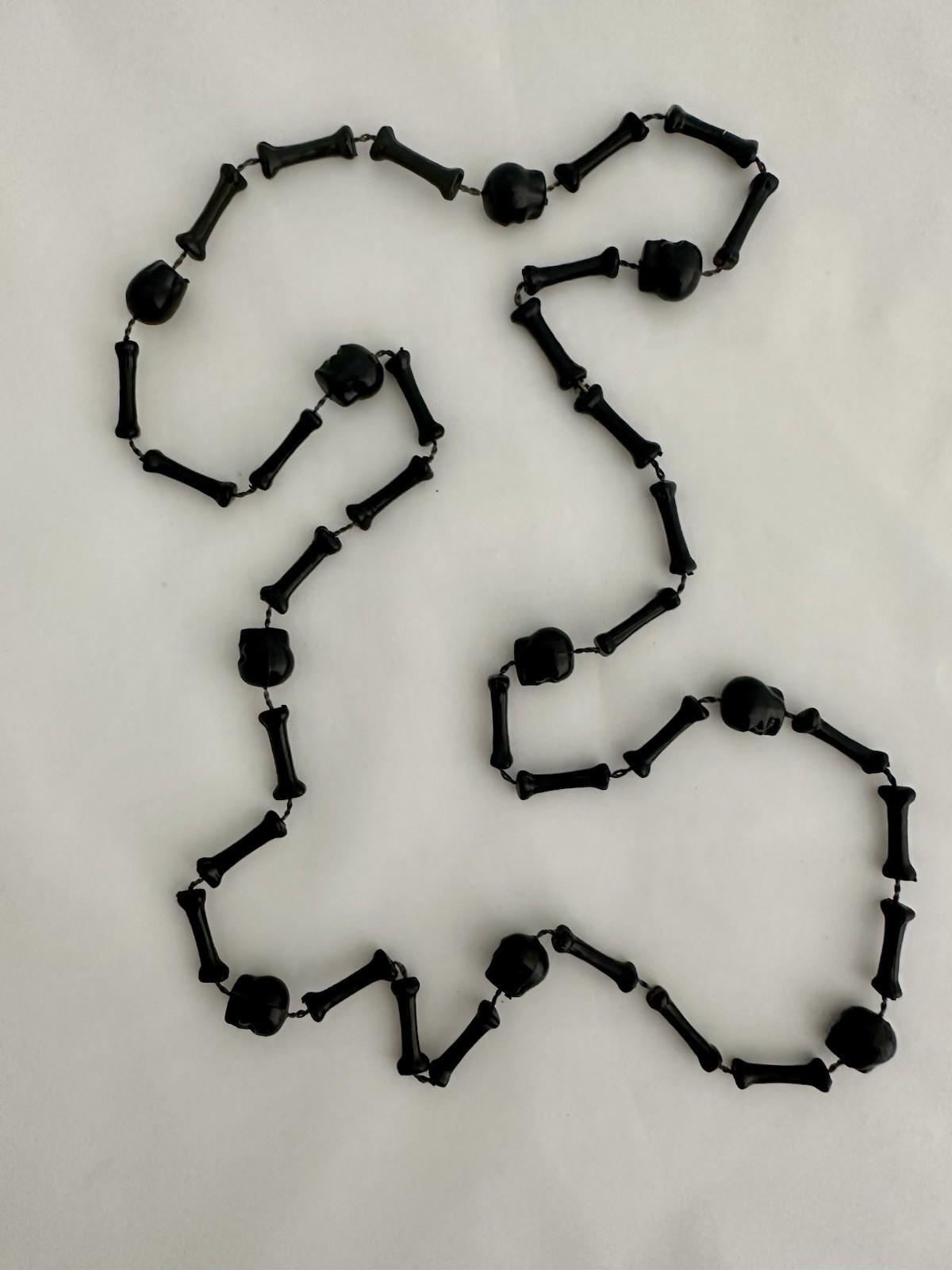 Vintage Black Skull & Bone Bead Necklace Gothic Halloween Plastic Resin 34”