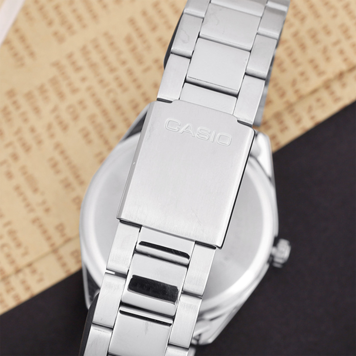 Casio MTP-1302D-1A2VDF Man Metal Band Wrist Watch