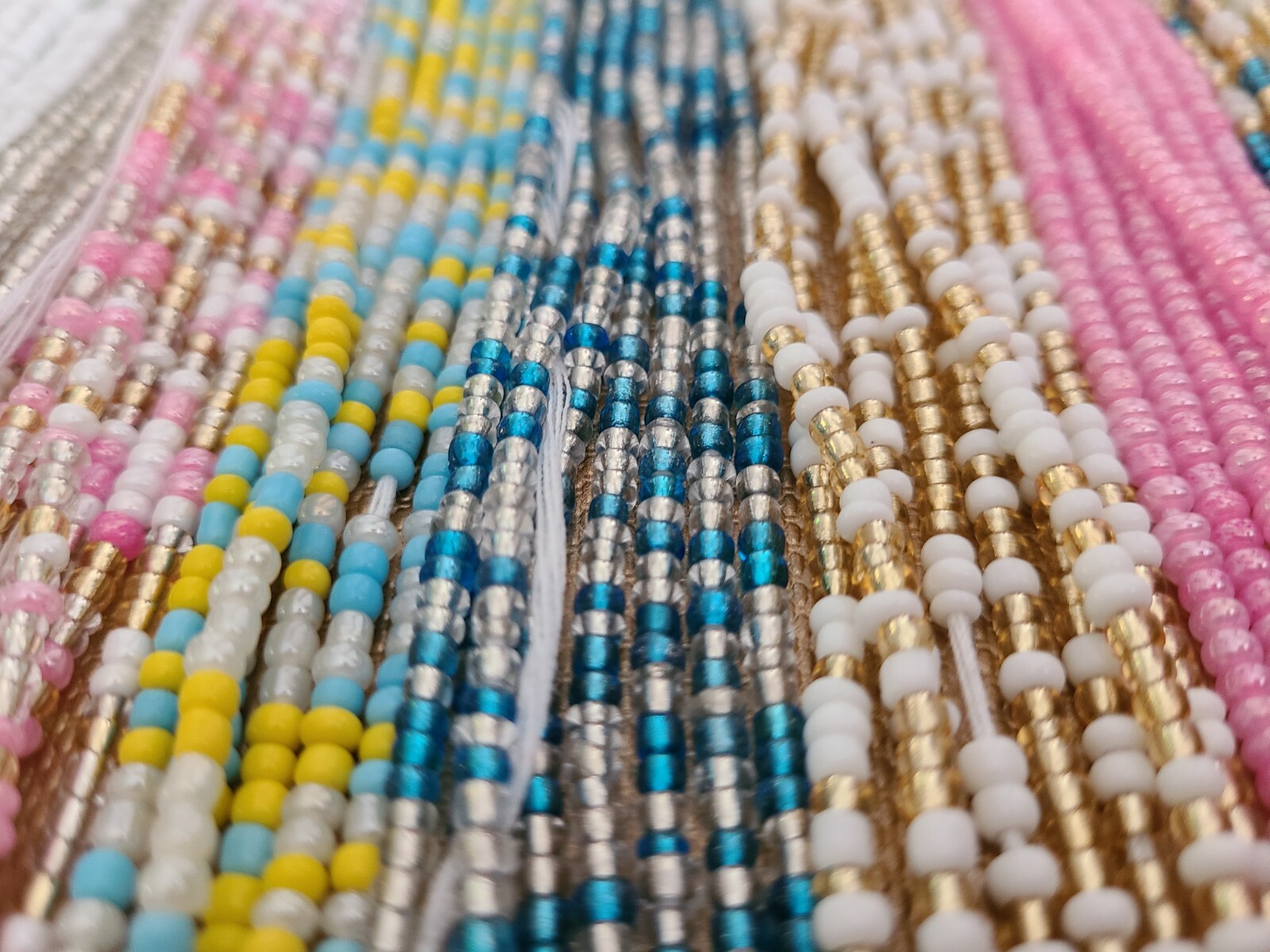 Single strand tie-on waist beads